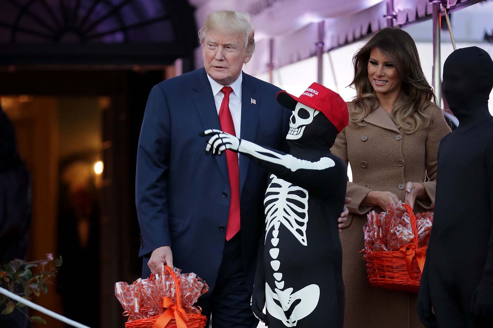 A különös jelmezek rajongóinak: Halloween a Fehér Házban