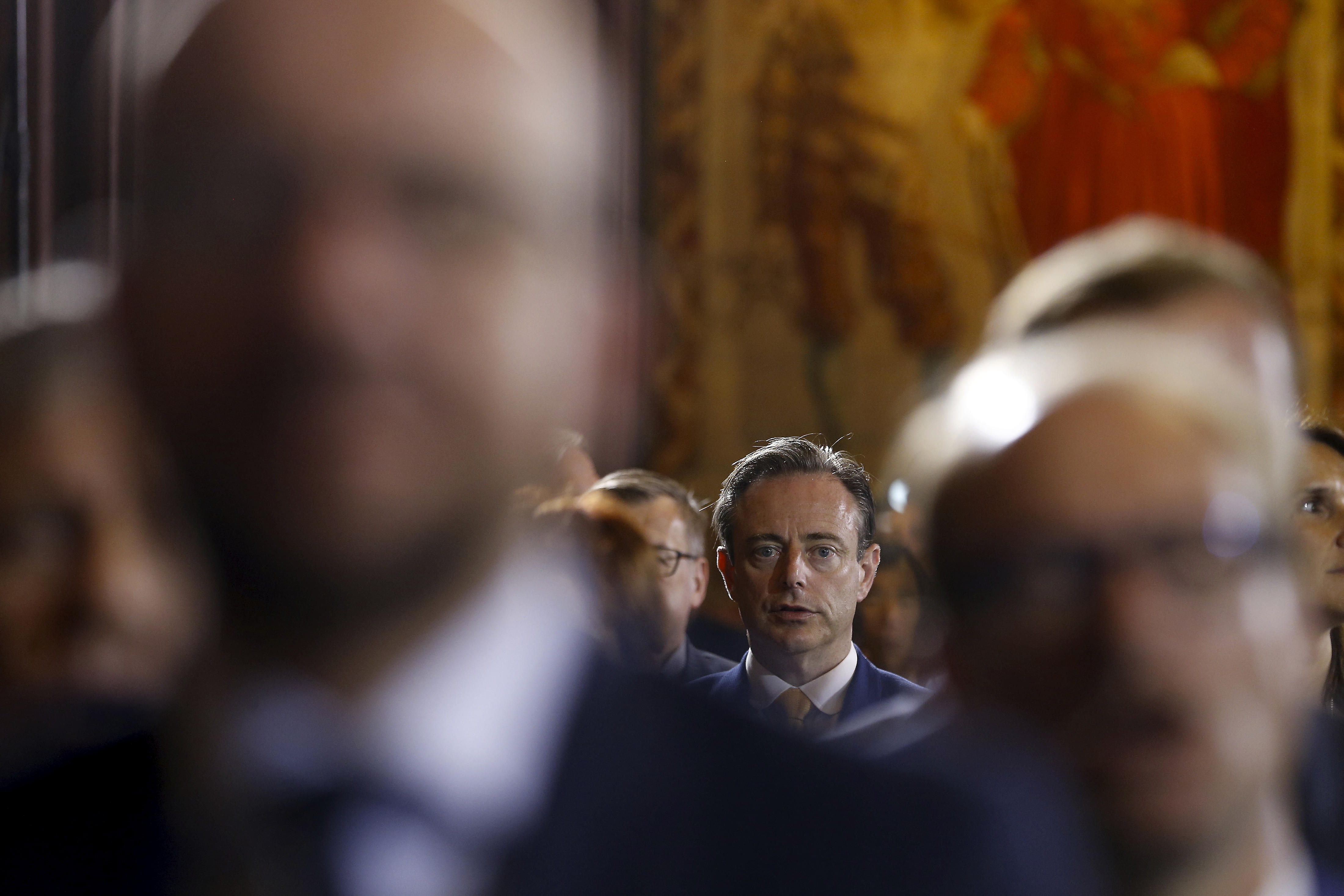 Bart De Wever, a flamand nacionalista N-VA elnöke most előtérbe kerülhet, pártja nagy támogatója a katalán függetlenségi mozgalomnak, miközben a kormánykoalíció együttesen nem támogatja Katalónia elszakadását.