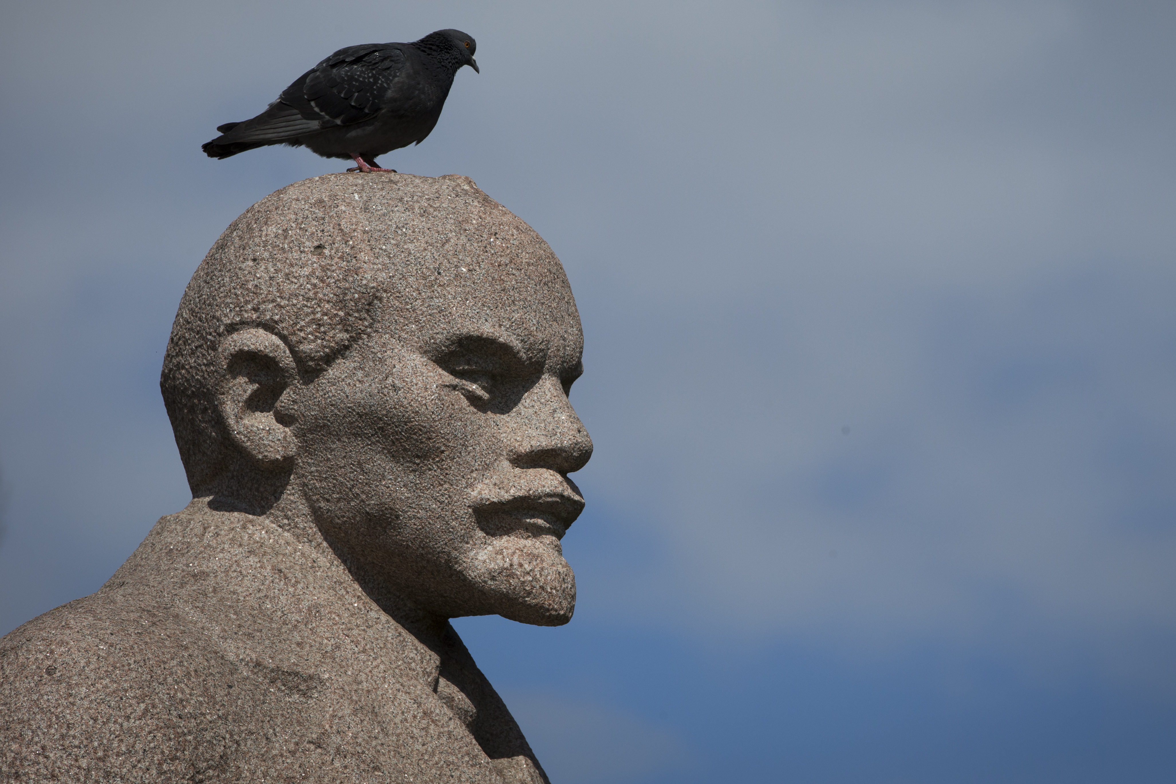 Ez egy moszkvai Lenin-szobor.
