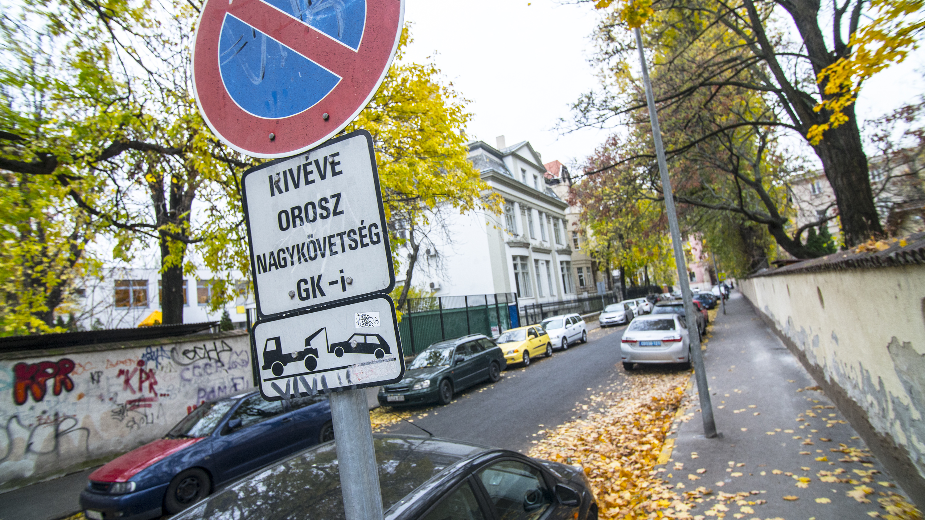 Több milliótól esnek el az önkormányzatok az ingyenes parkolás miatt