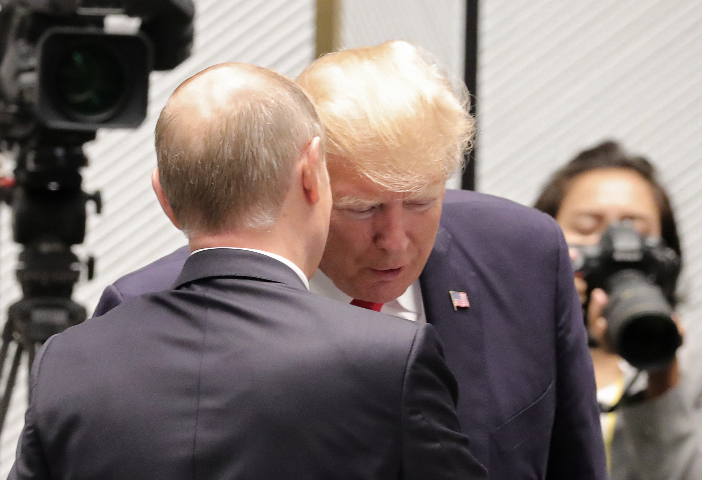 Trump csapata törvénysértéssel vádolja az orosz befolyást vizsgáló ügyészt