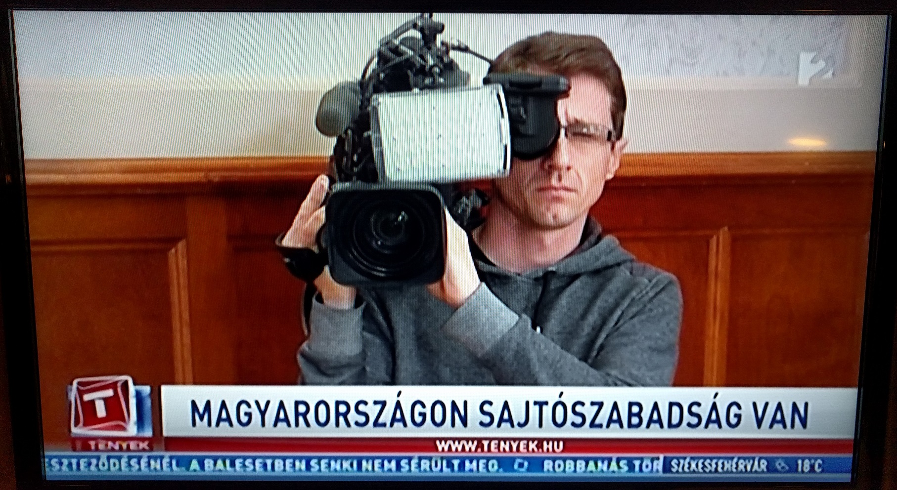 Lex Lakájmédia: enyhítene a sajtóban elkövetett rágalmazás és becsületsértés büntethetőségén a Fidesz