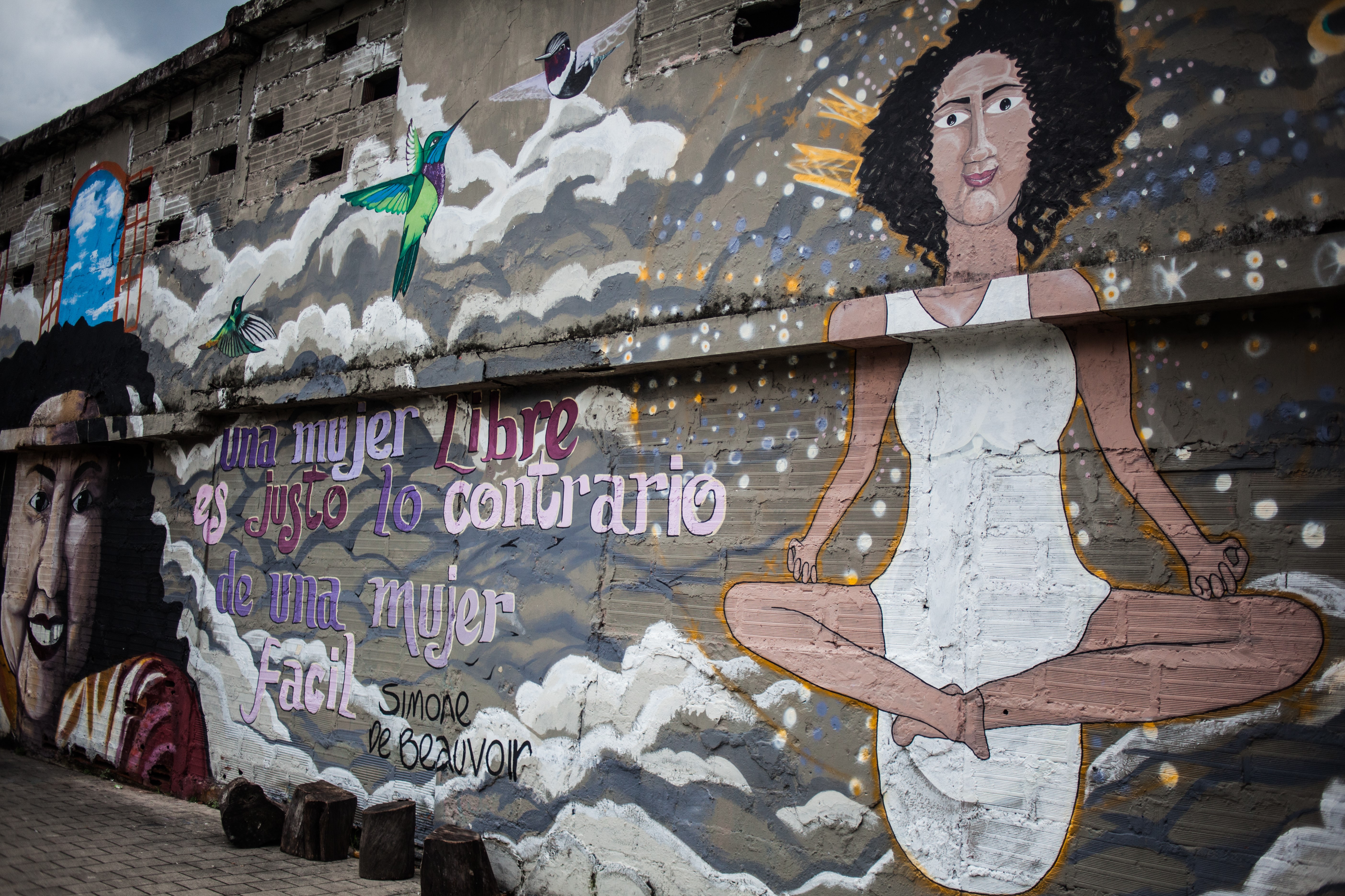 Óriási falfestmények borították el Medellín egykor rettegett utcáit