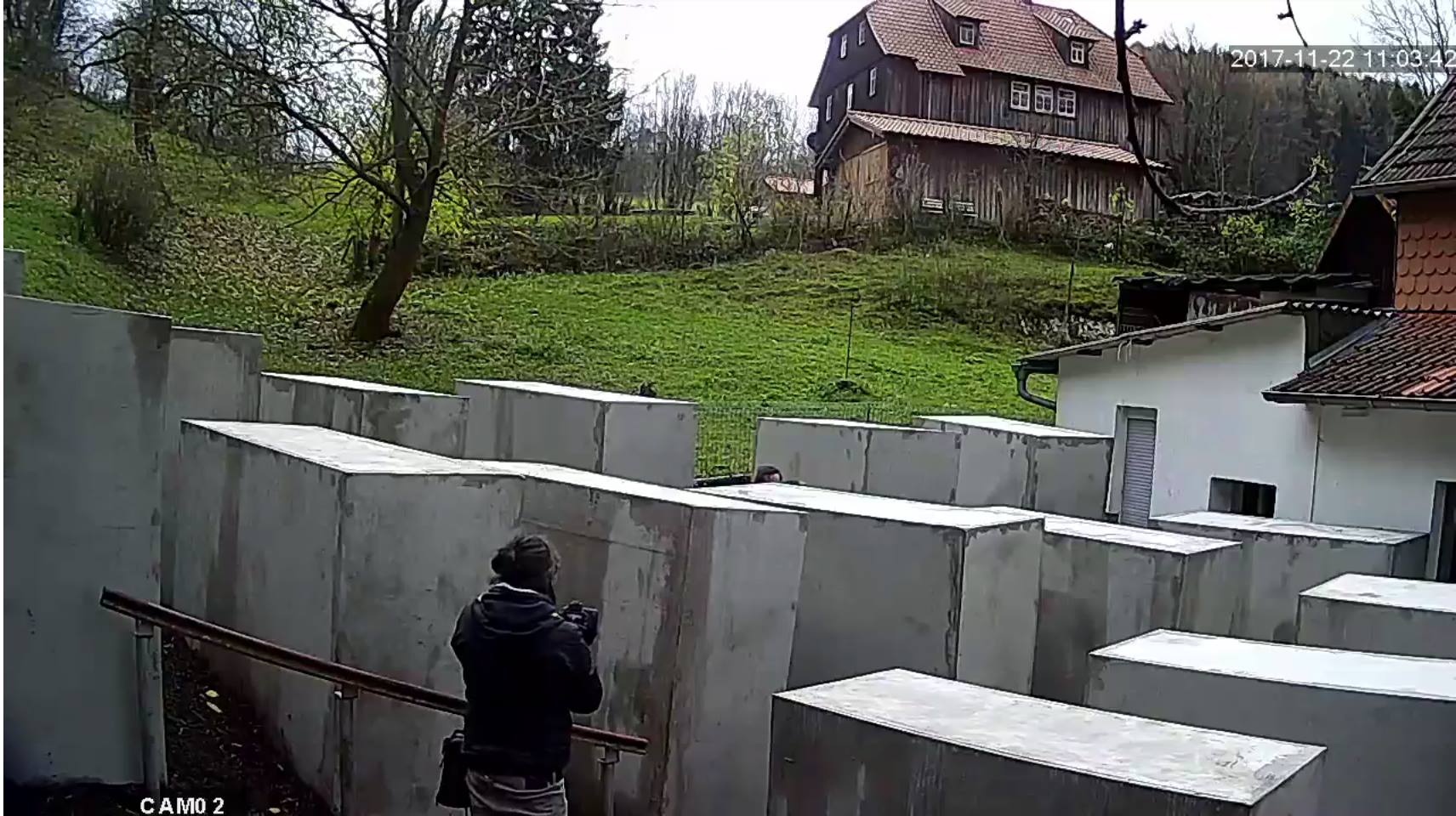 Egy német politikus szégyennek nevezte a berlini holokauszt-emlékművet, most a háza mellett építették fel ugyanazt kicsiben