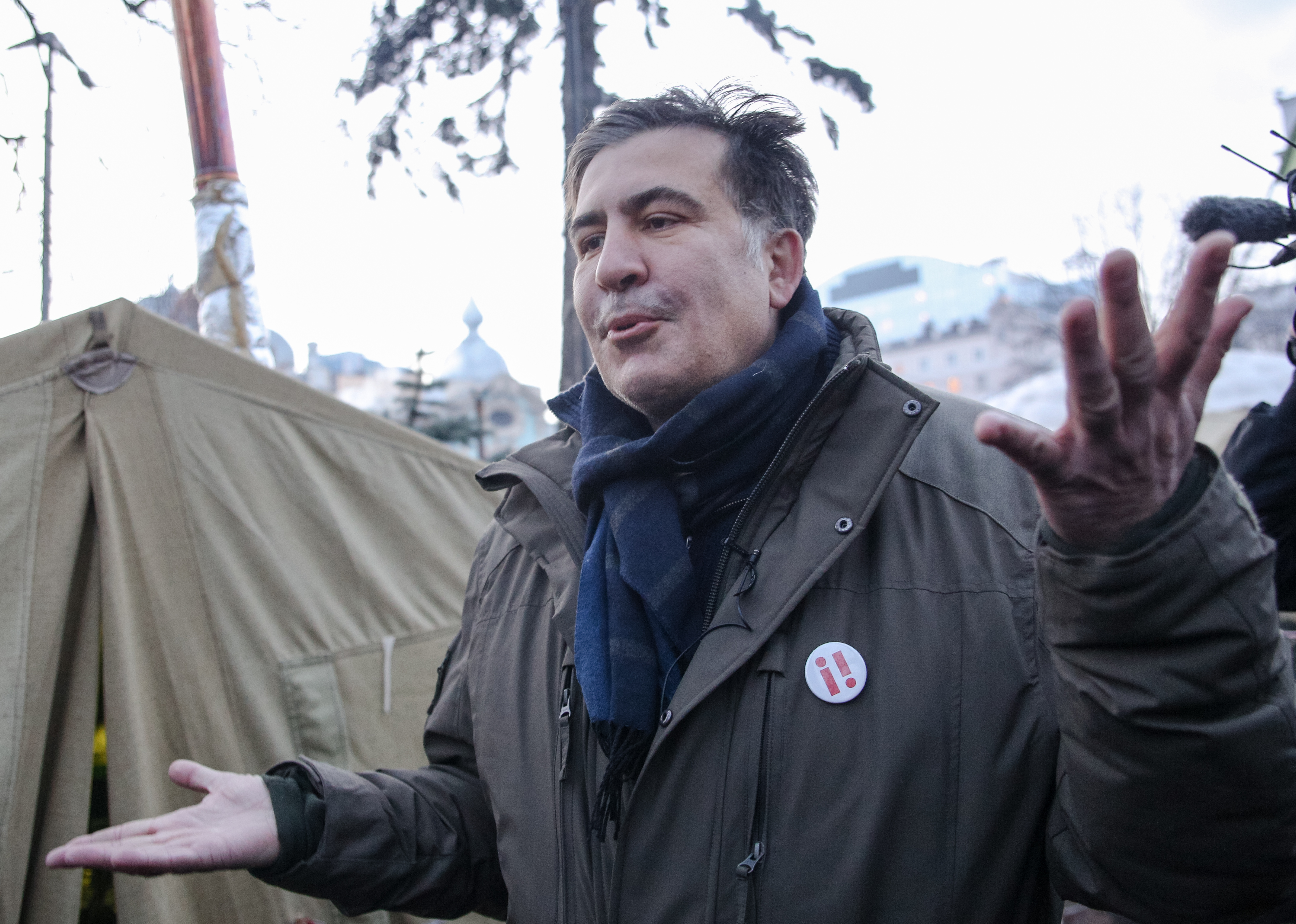 Miheil Szaakasvili 2017. december 5-én a kijevi parlament közeléből álló sátortáborban.