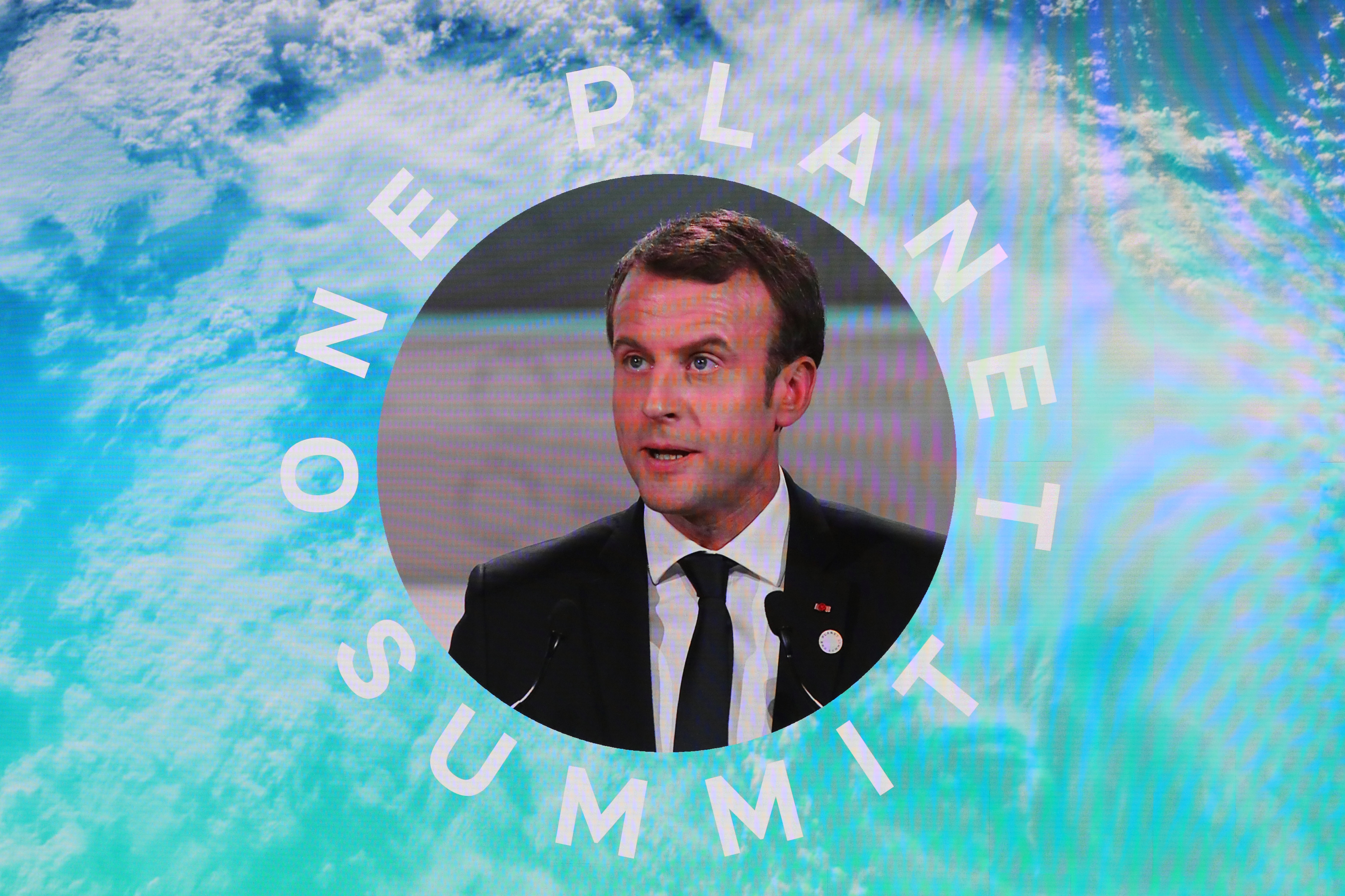 Globális klímaprogrammal ment neki Emmanuel Macron Donald Trumpnak