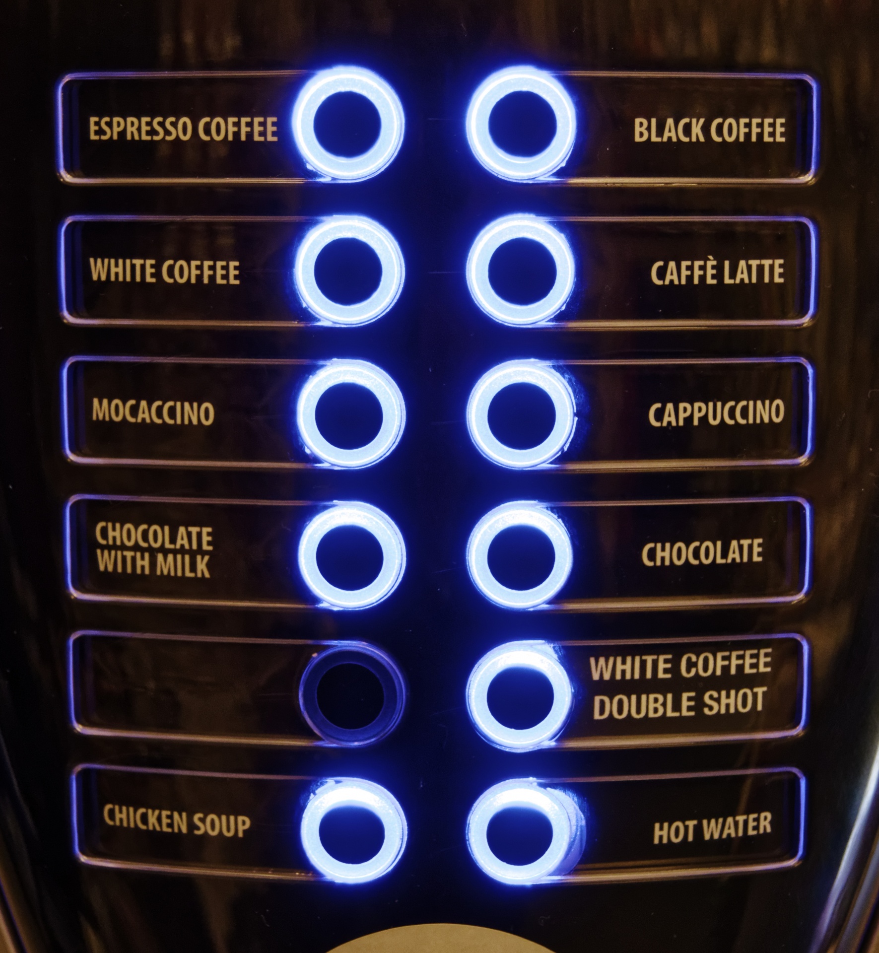 25 ezer kávéautomata döglődik a NAV és a Posta bénázása miatt
