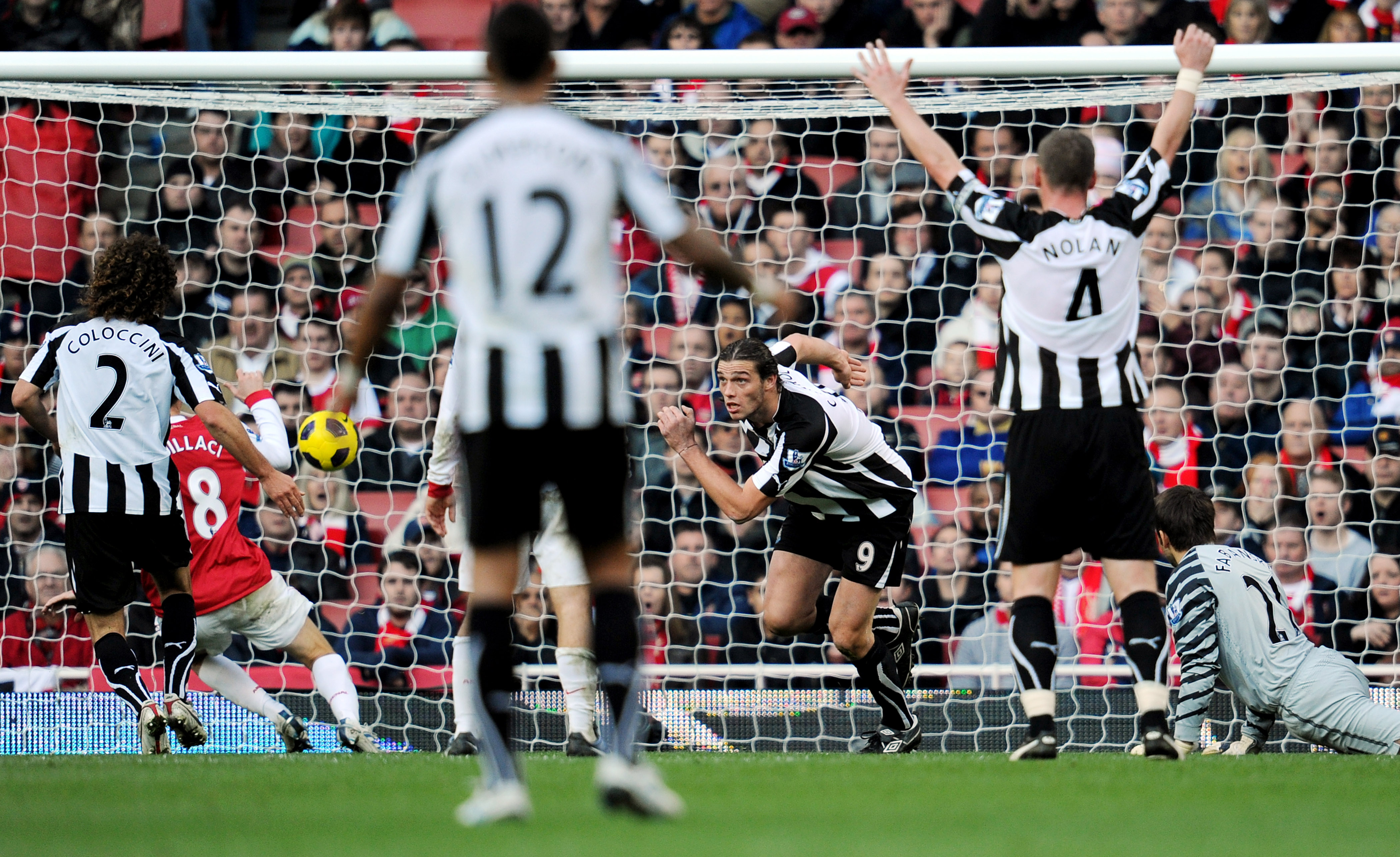 Utoljára ezzel az Andy Carroll fejessel nyert a Newcastle az Emiratesben. 2010 novemberében...