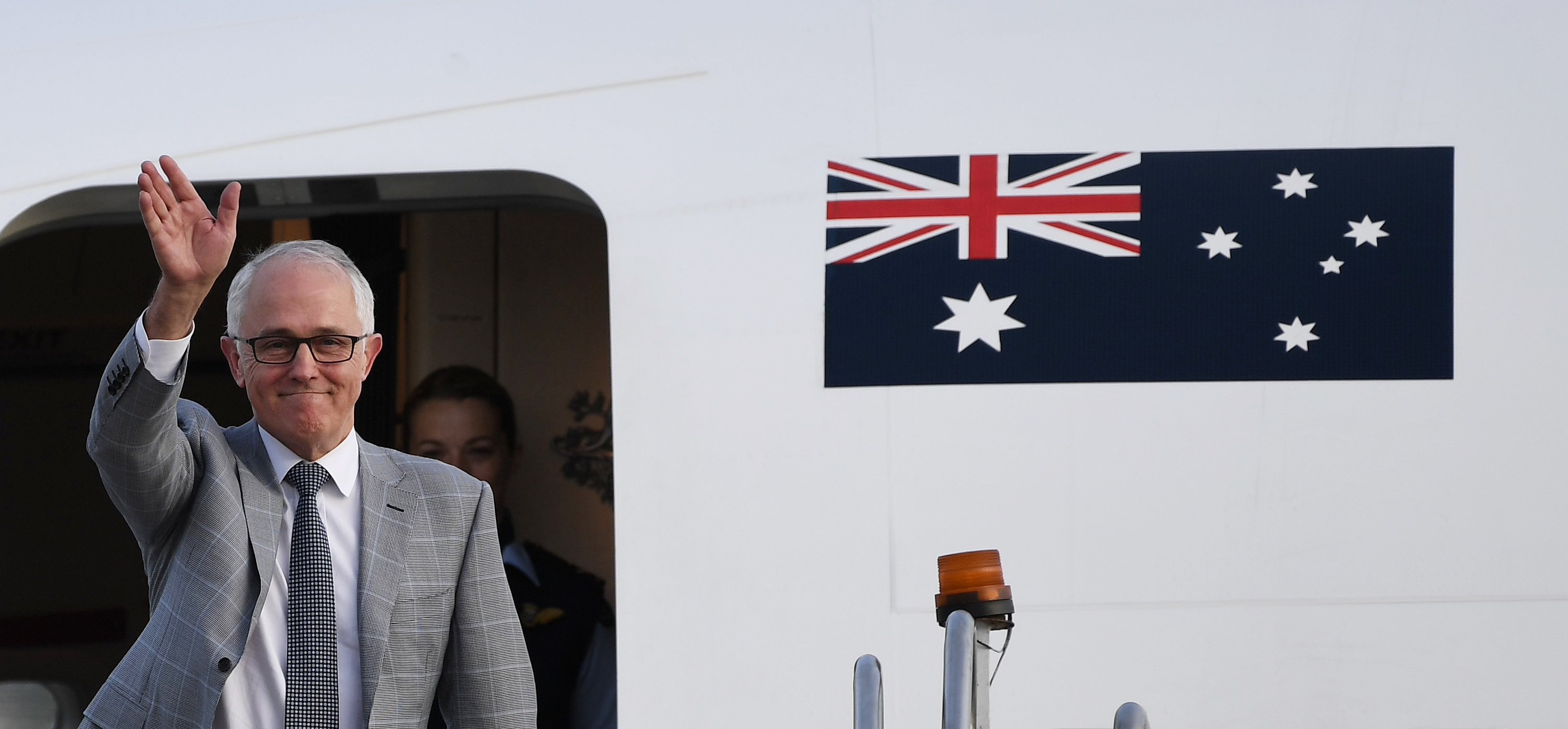 Megbüntették az ausztrál miniszterelnököt, amiért mentőmellény nélkül csónakázott