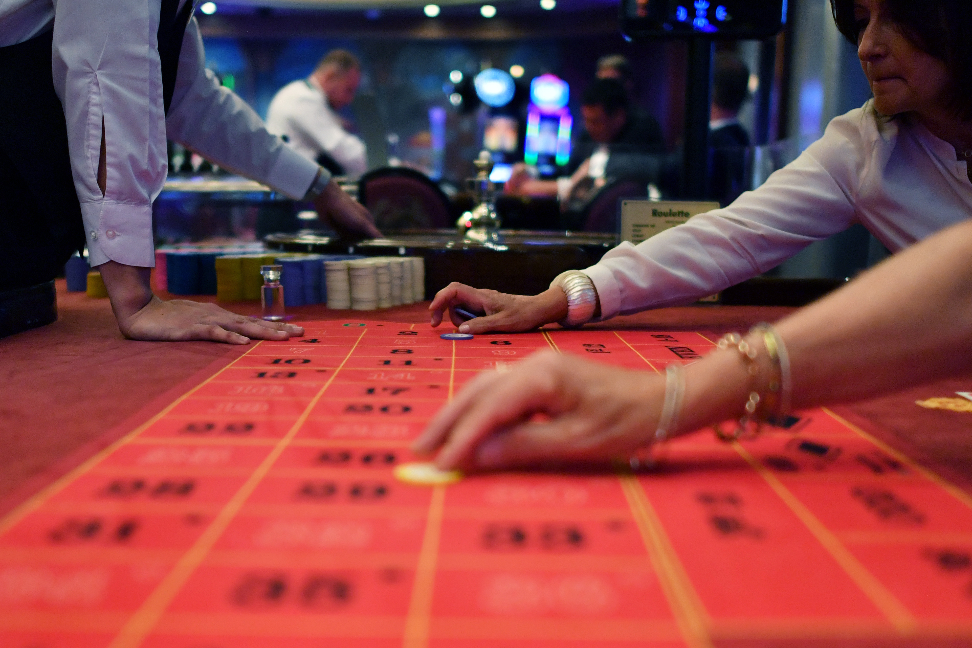 Orrsprayvel kezelnék a szerencsejáték-függőséget finn kutatók