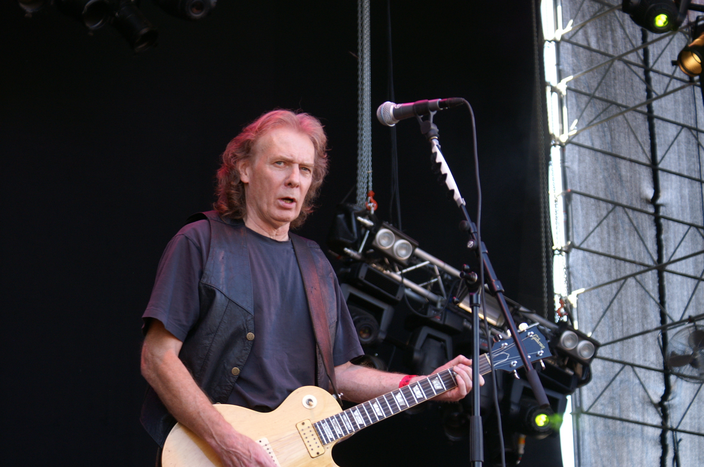 67 évesen meghalt Fast Eddie Clarke, a Motörhead egykori gitárosa