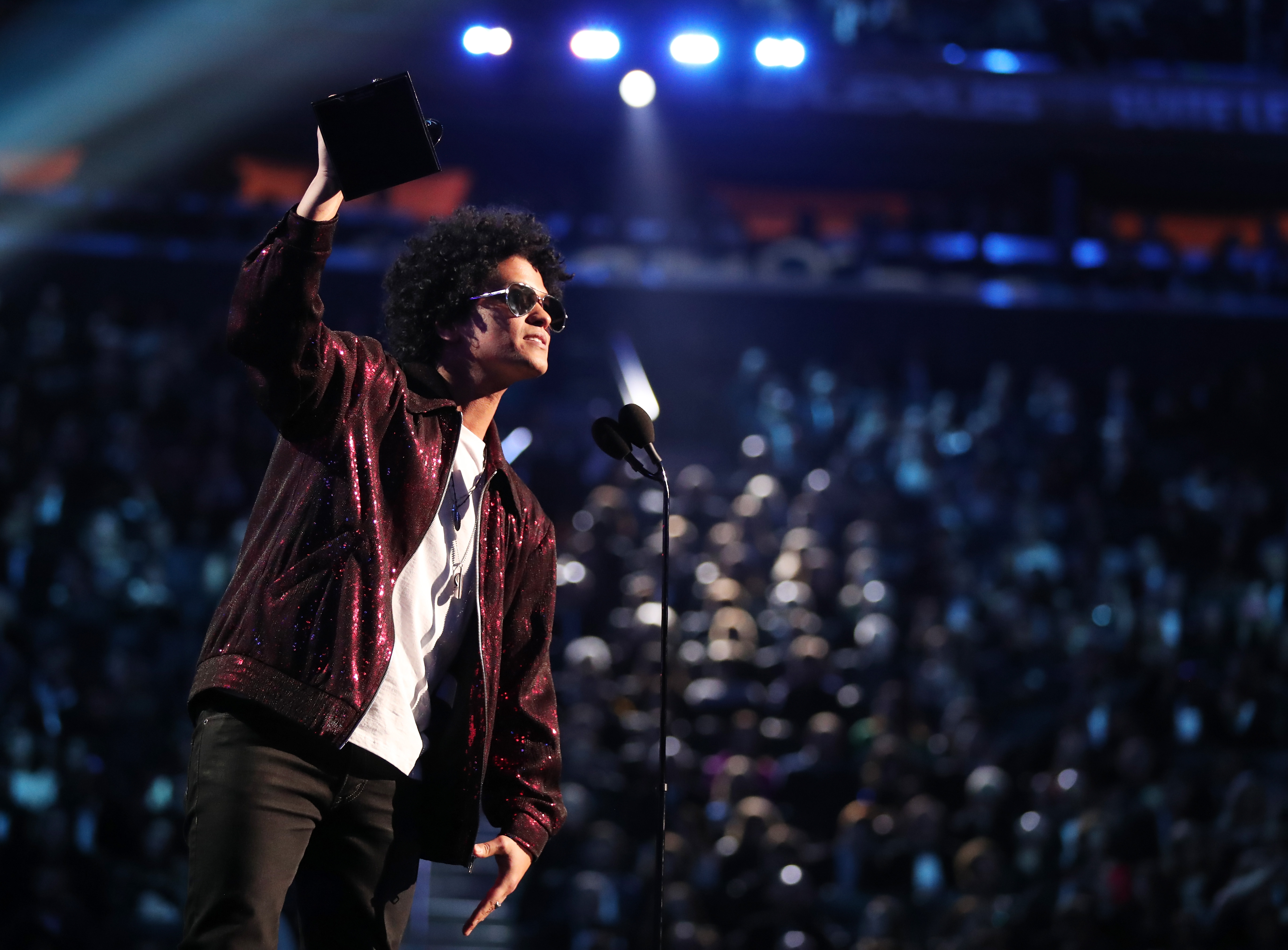 Bruno Mars tarolt a 60. Grammy-gálán
