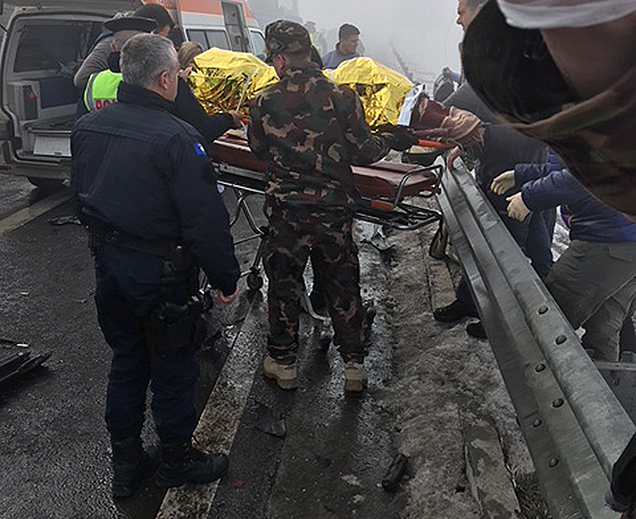 Súlyos balesetben segédkeztek magyar katonaorvosok Koszovóban
