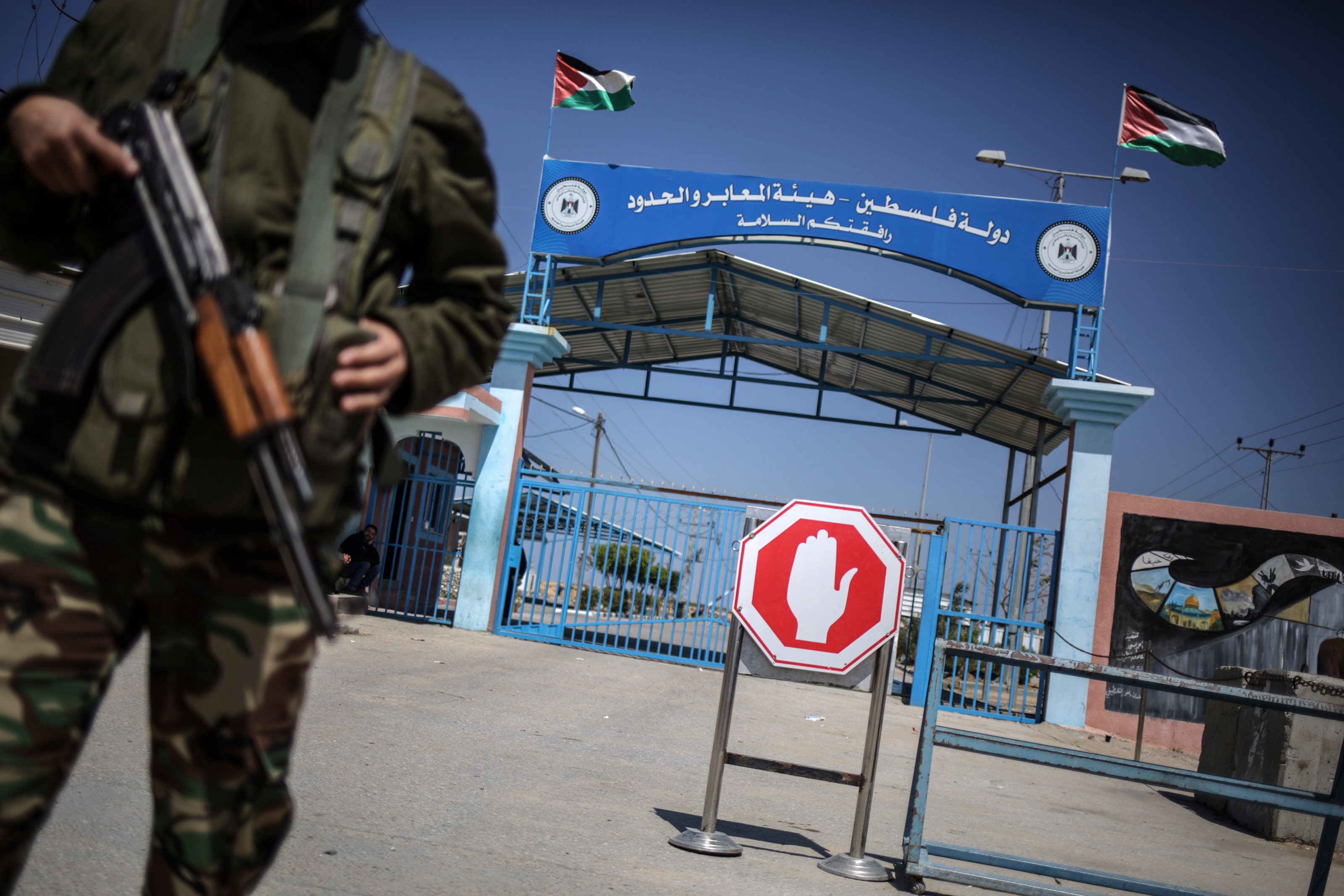 A franciák jeruzsálemi konzulátusának sofőrjét gyanúsítják fegyvercsempészettel az izraeli hatóságok