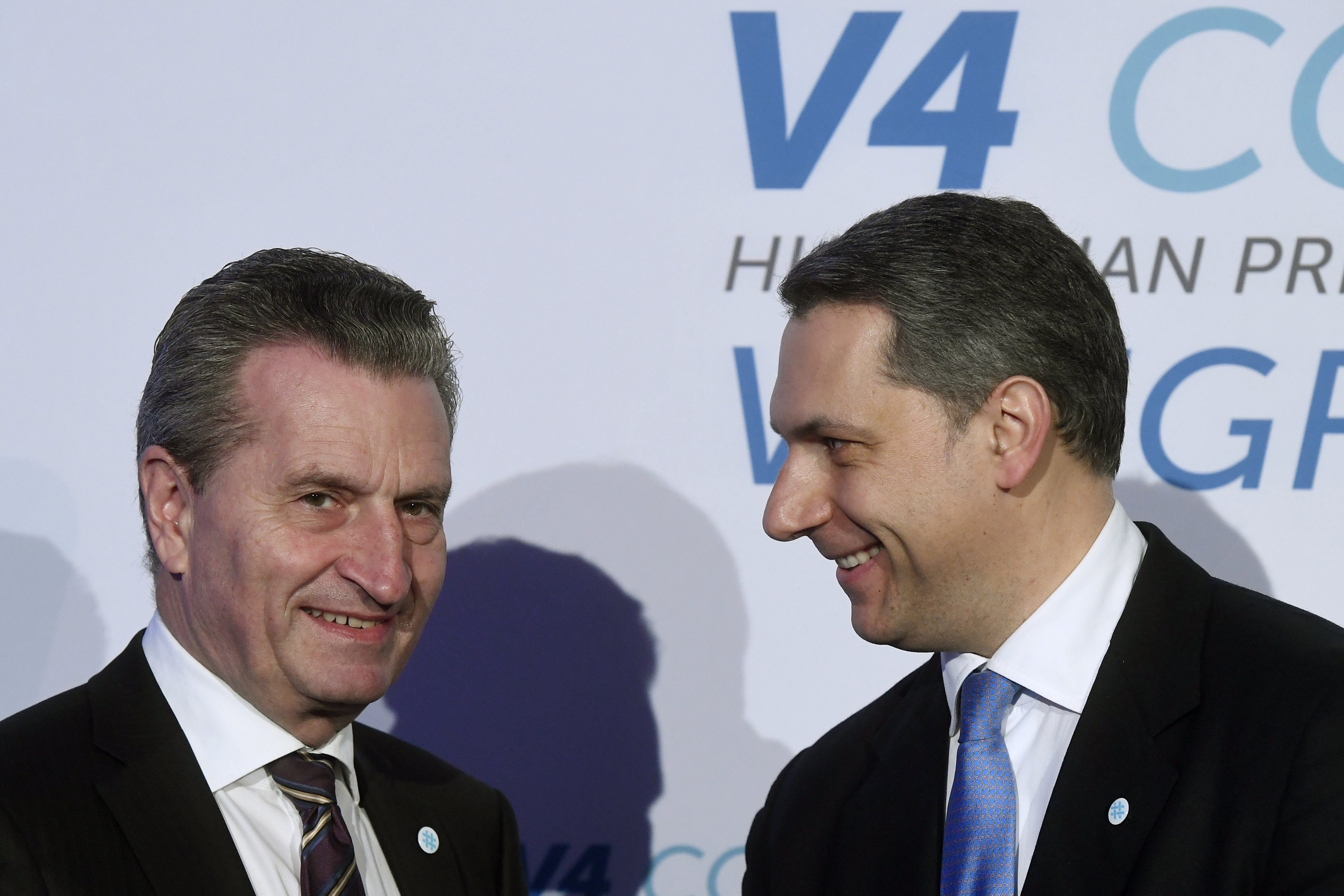Günther Oettinger és Lázár János februárban