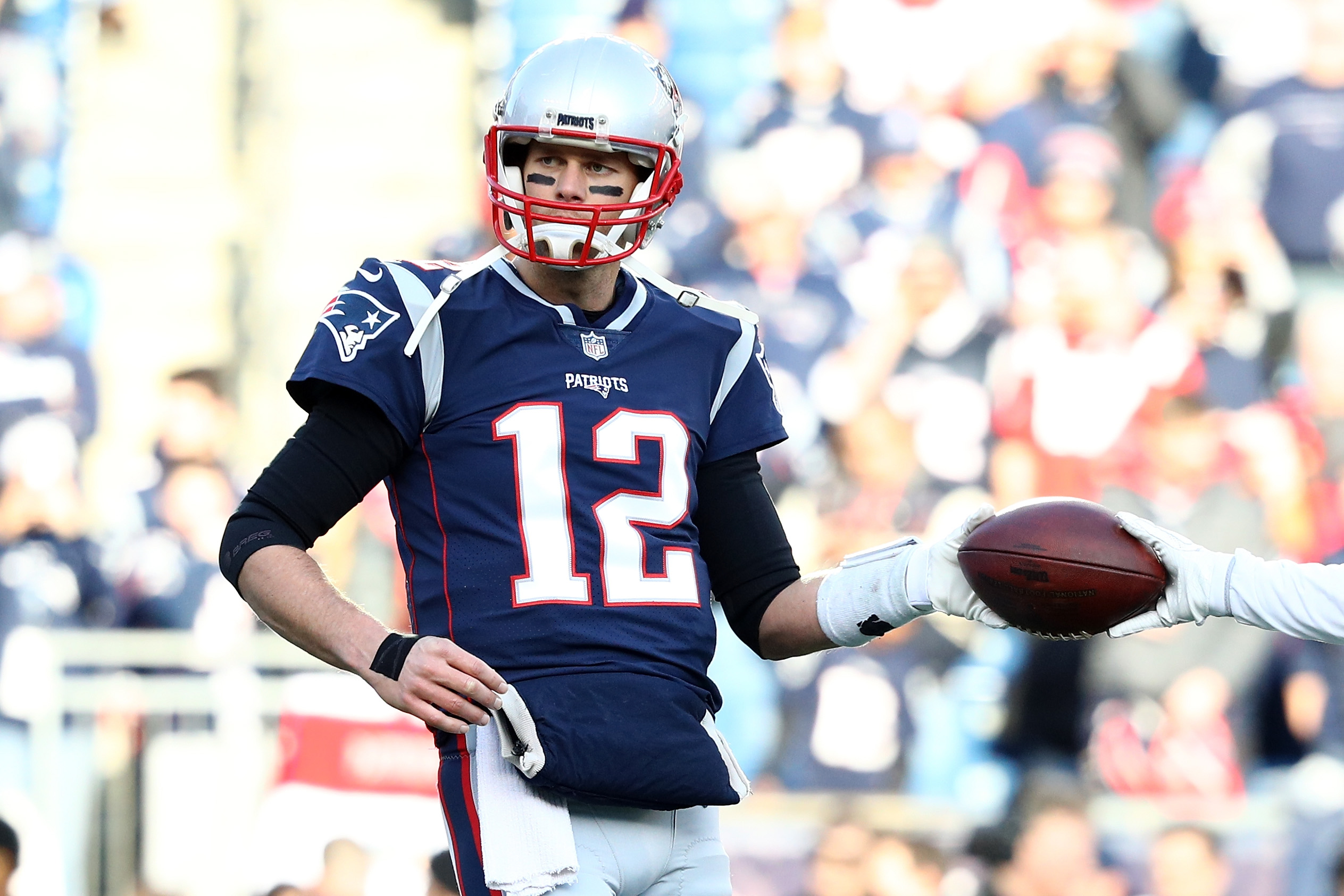 Hétfő hajnalban Super Bowl: megvédi-e címét a Patriots az USA legnézettebb sporteseményén?