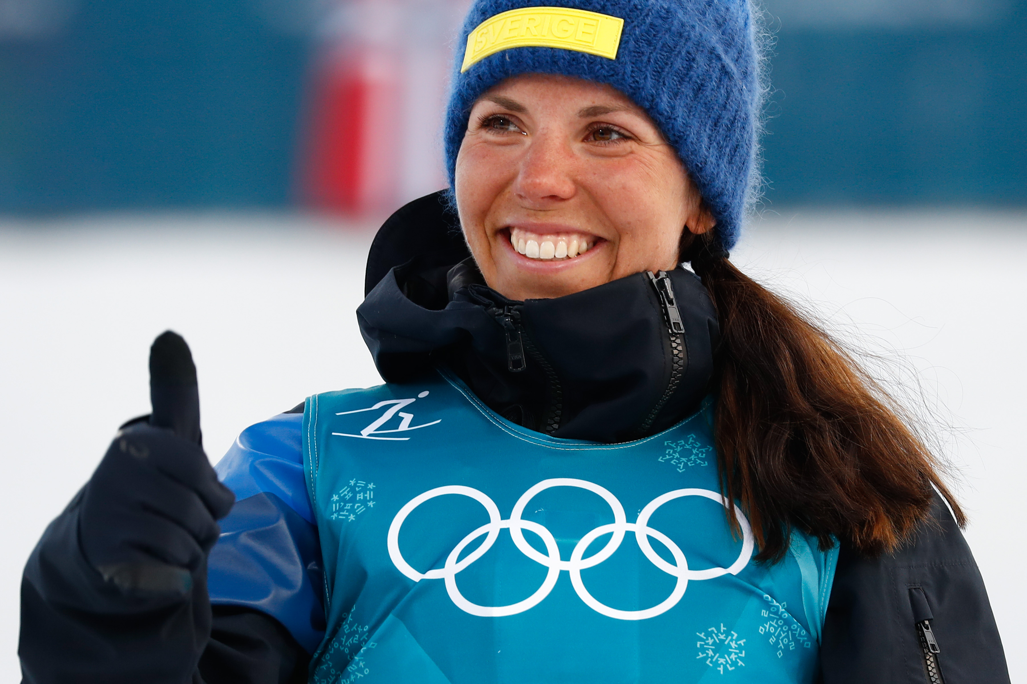A svéd Charlotte Kalla nyerte a téli olimpia első aranyérmét