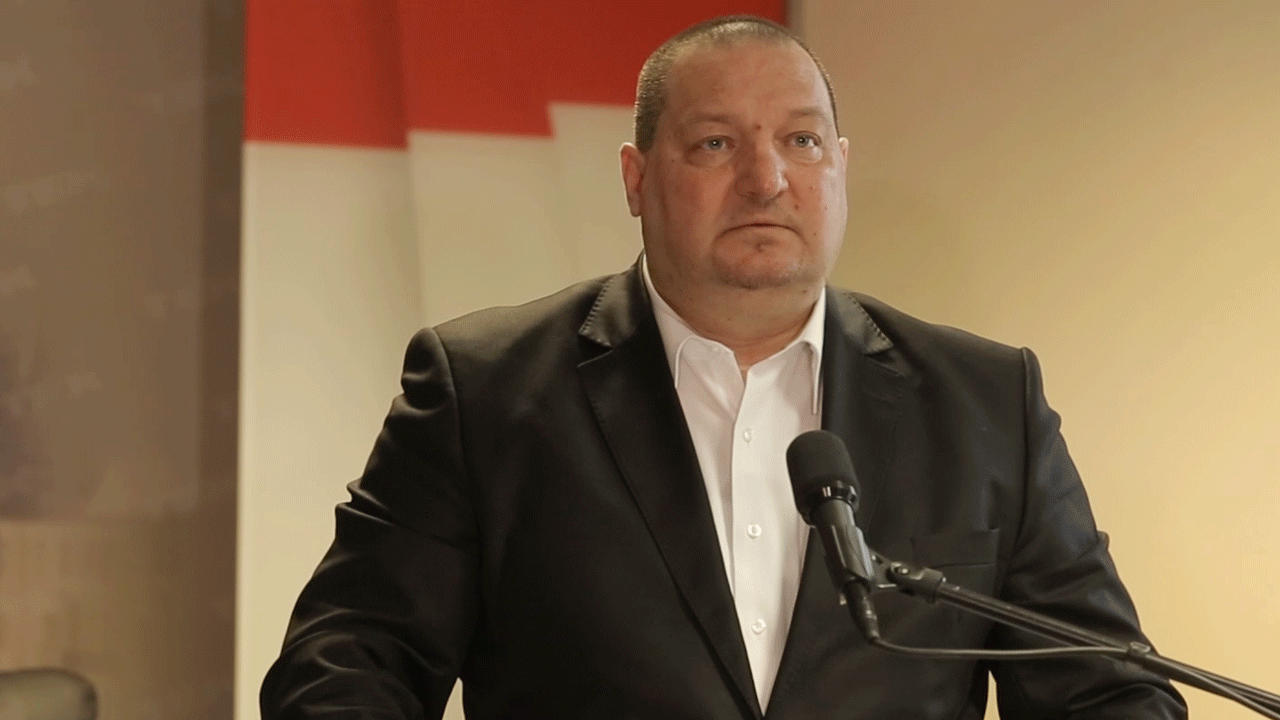 A Fidesz-KDNP Sorosra hivatkozva nem engedte, hogy az Elios-ügyről hallhasson a nemzetbiztonsági bizottság