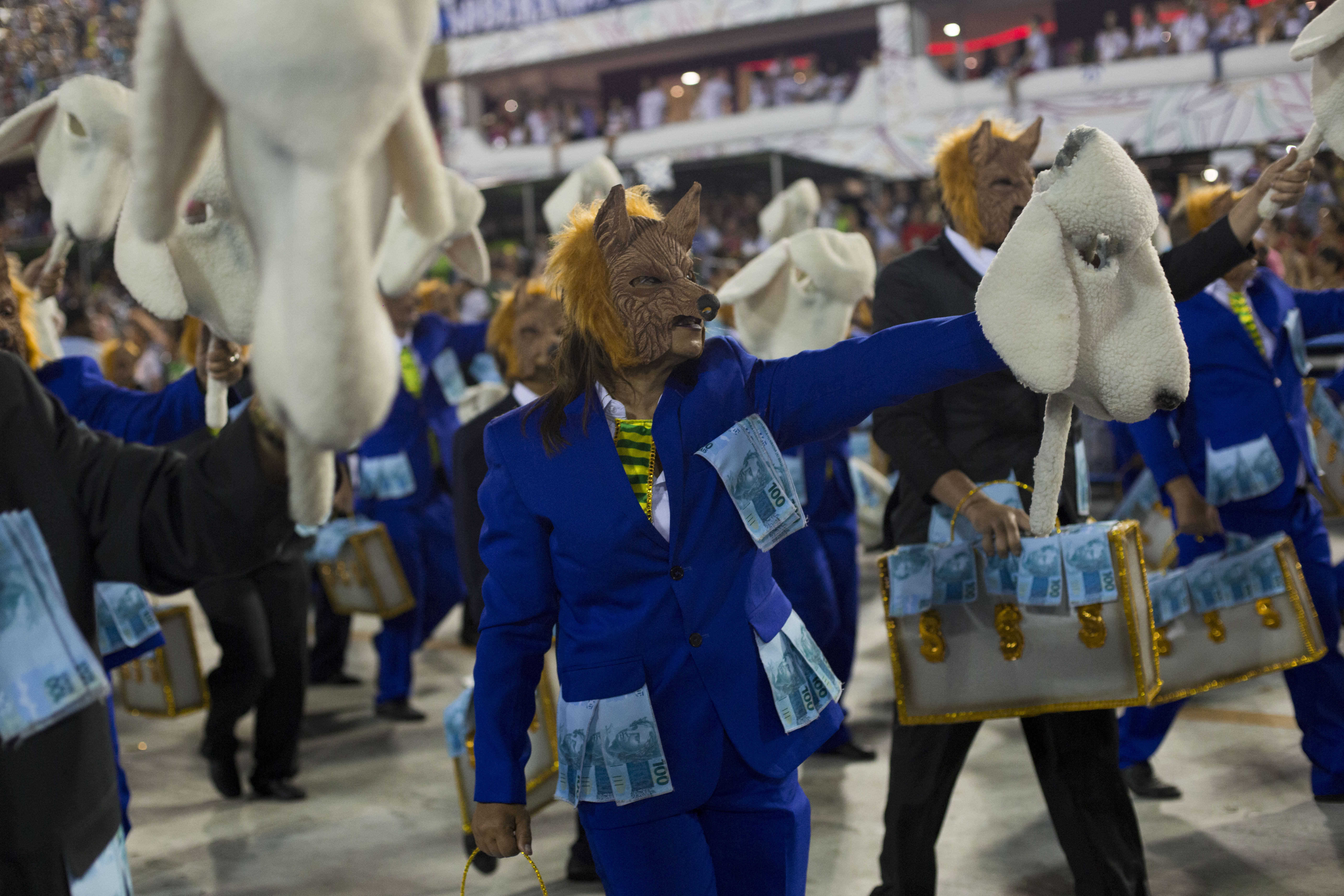 A korrupció ellen kikelő szambaiskola nyerte az idei riói karnevál versenyét