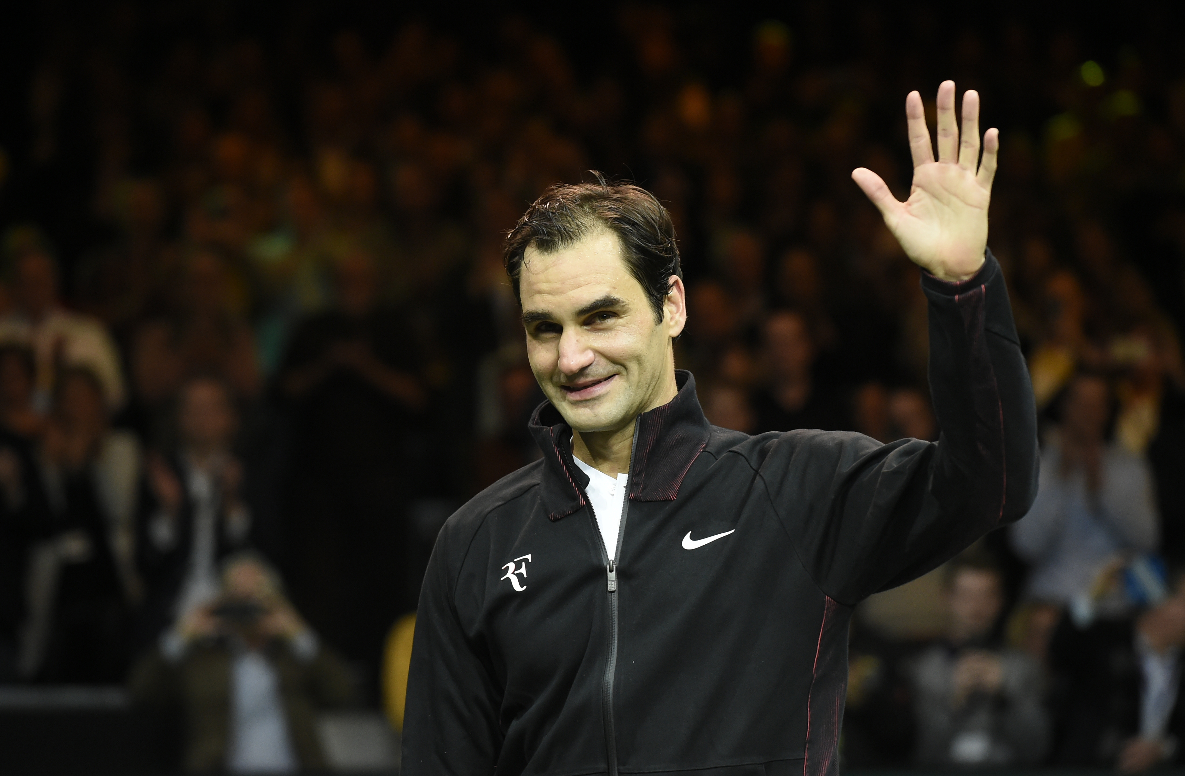 Történelmi pillanat: Roger Federer megdöntötte Andre Agassi rekordját