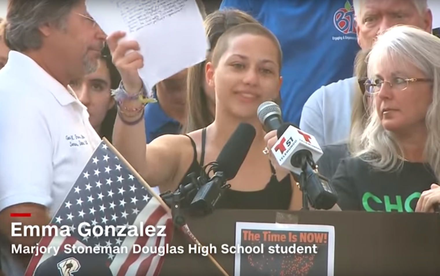 Egy gimnazista lány beszédébe borzongott bele Amerika a floridai iskolai mészárlás után