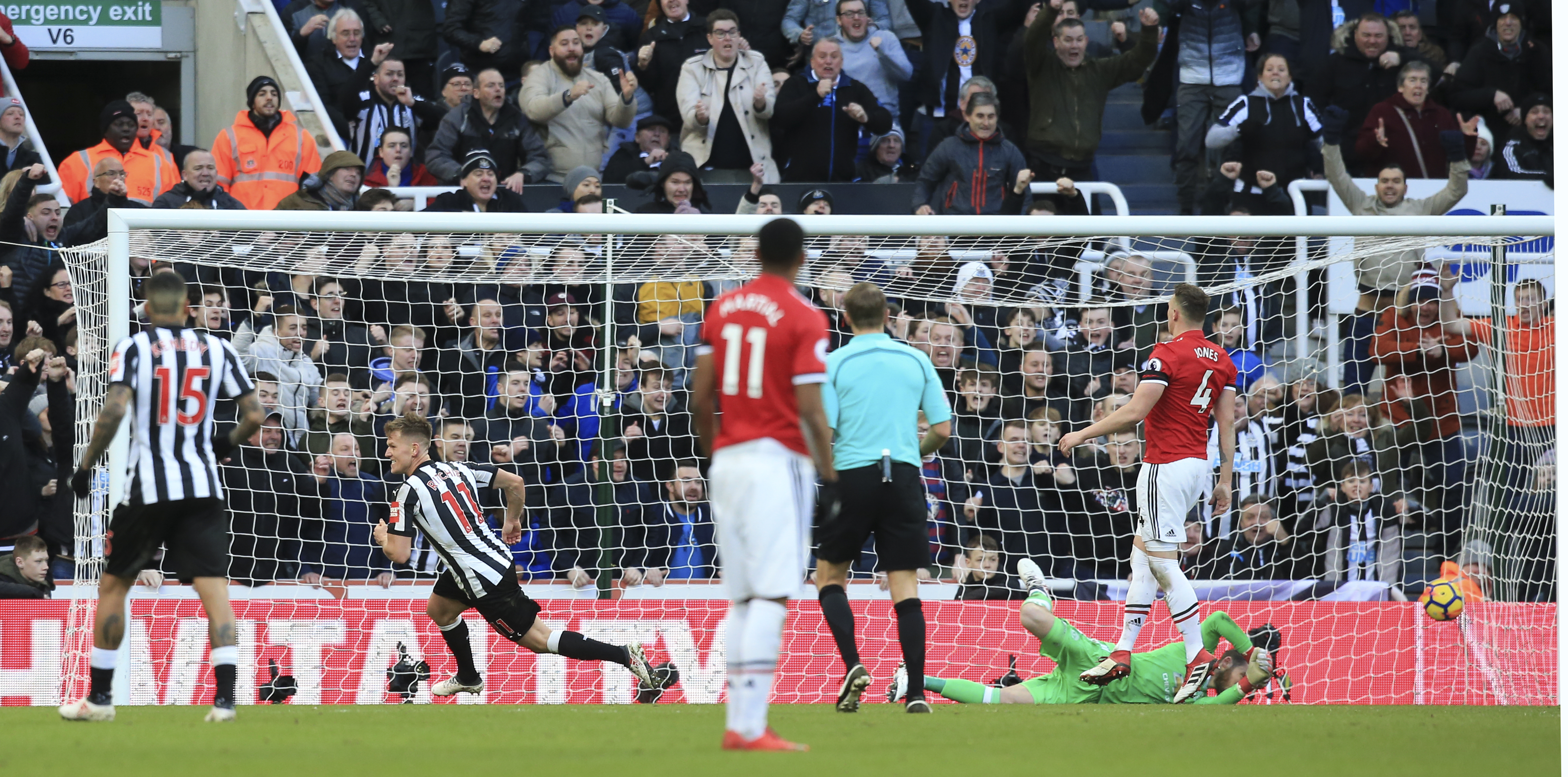 Matt Ritche parádés góljával nyert a Newcastle a Manchester United ellen