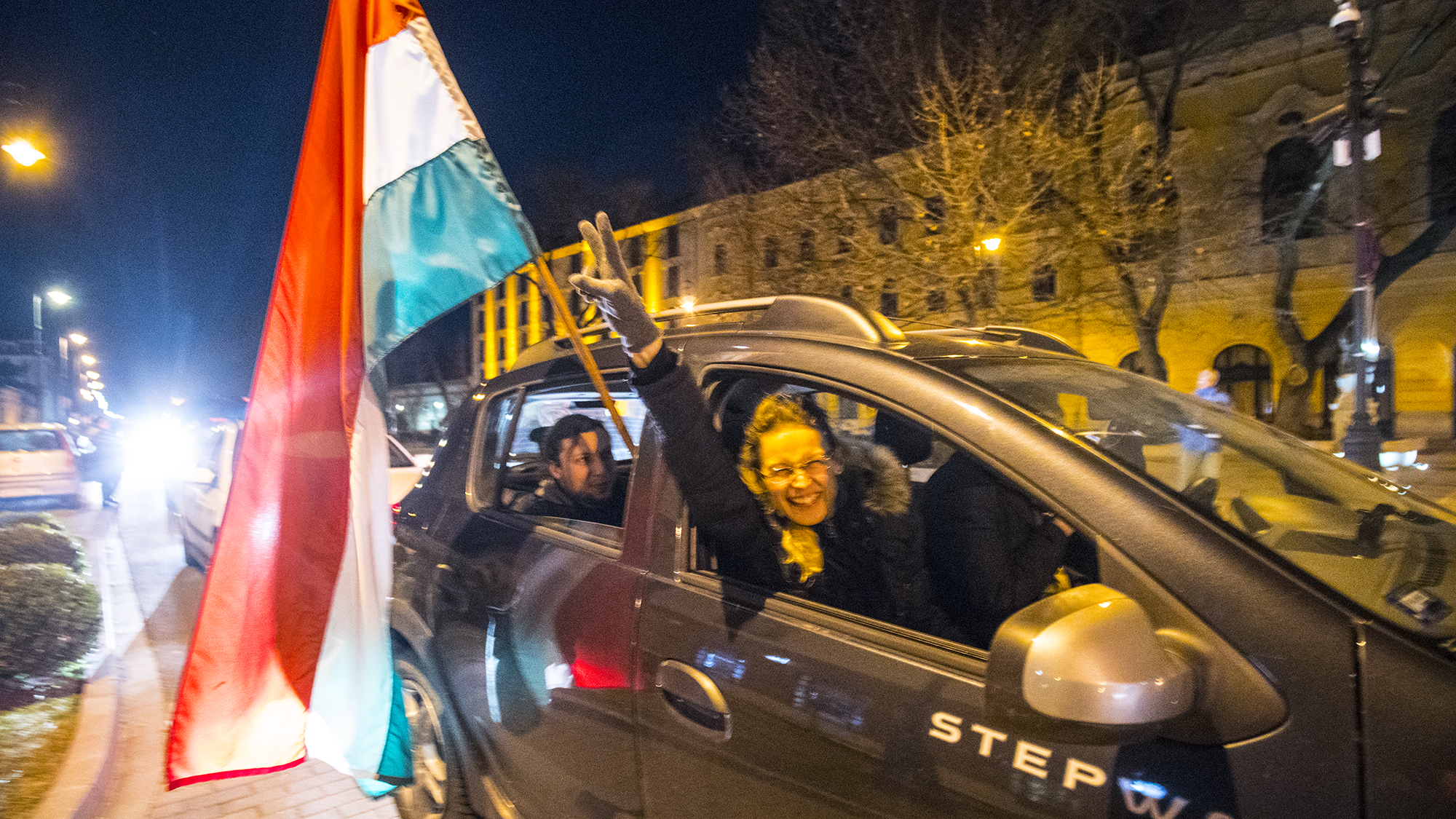 Egyet tehet most a Fidesz: elveszi a kedvét a szavazástól minél több embernek
