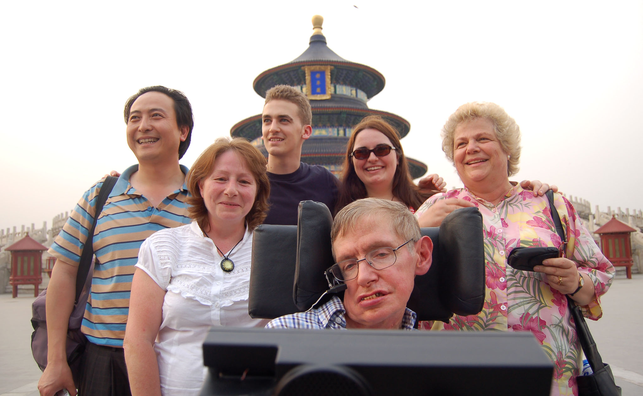 Stephen Hawking Pekingben, az Ég templománál