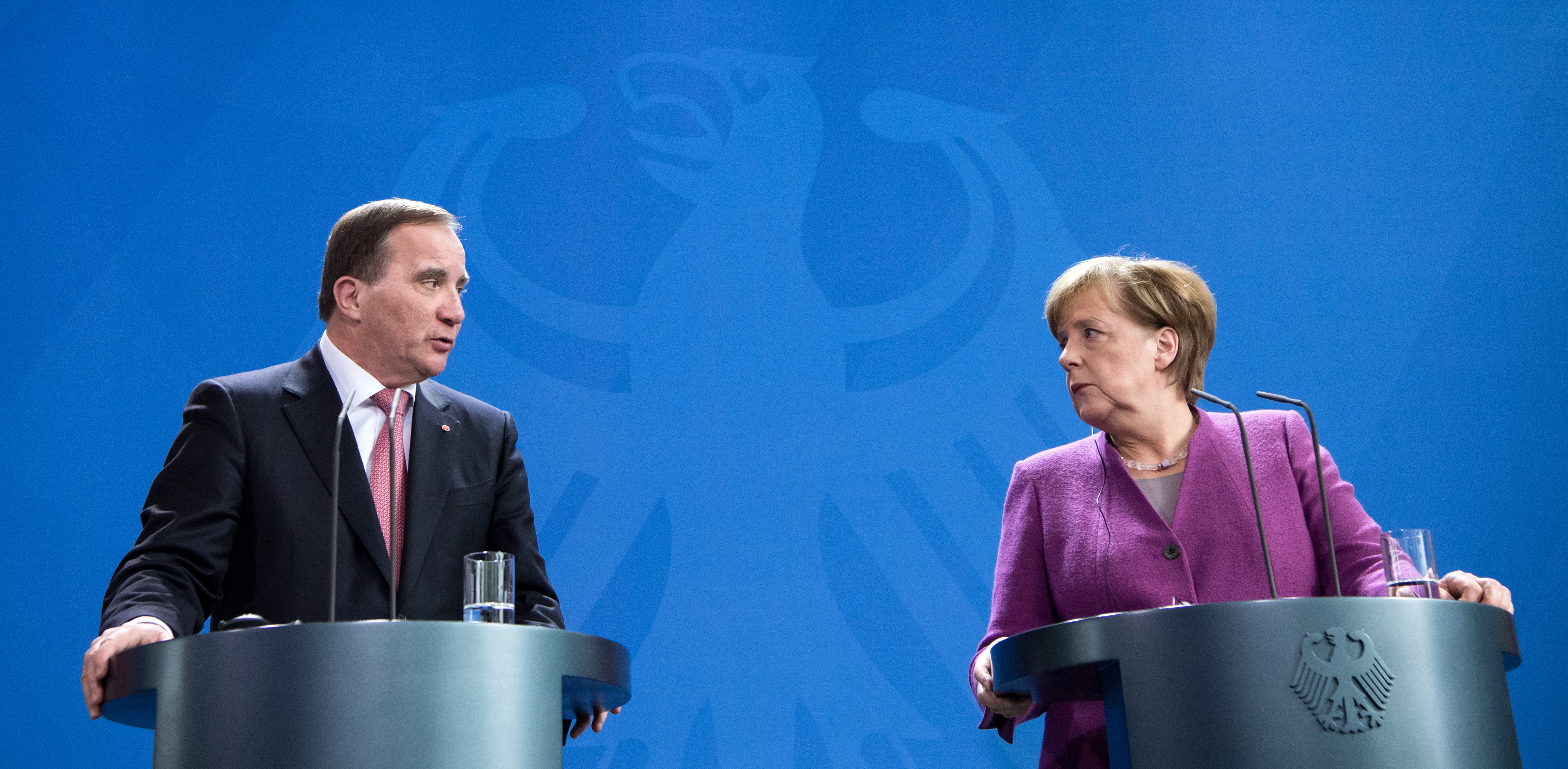 Merkel szerint nem erőből kell megoldani a menekültkérdést