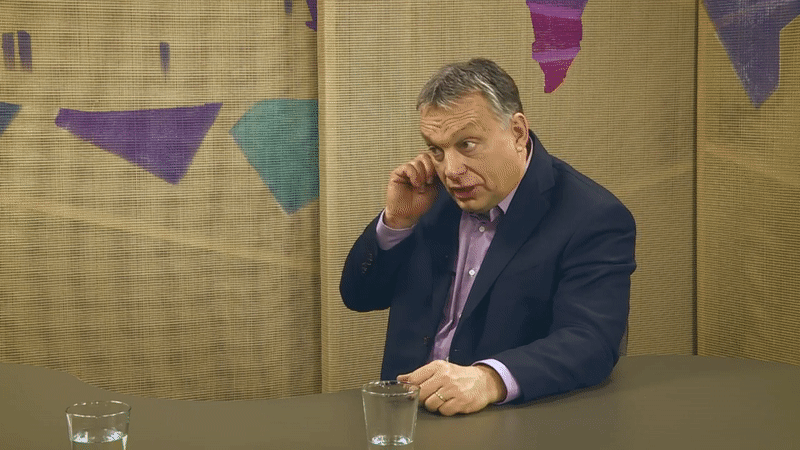 Ígérem, rövid lesz: Orbán már csak az ilyen interjúkat vállalja be