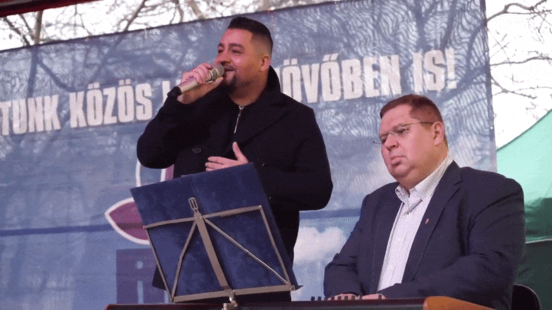 A magyar mulatós legnagyobb sztárjaival kampányol az Orbán család ügyvédje