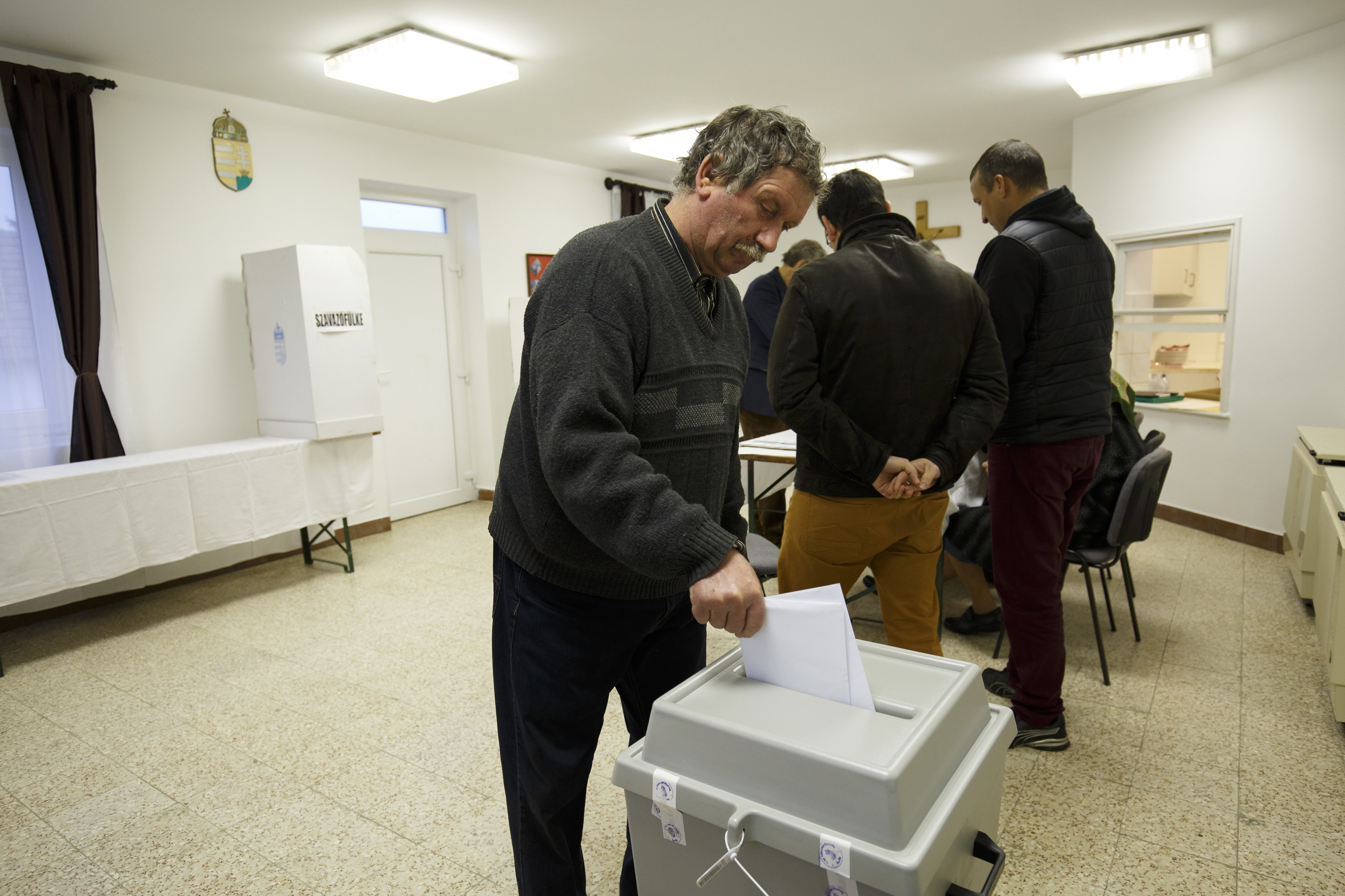 Az ország legkisebb falvában egy szavazó átpártolt a Kutyapárthoz