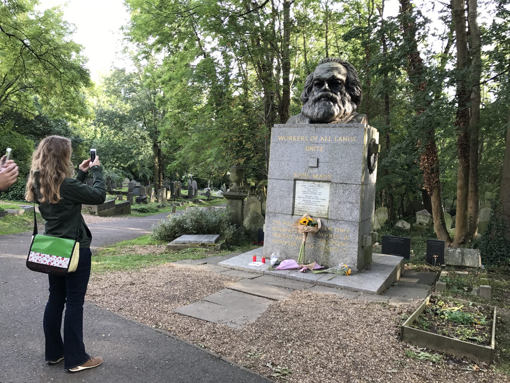 Meglepő: Marx a lehető legkommunistább temetőben nyugszik