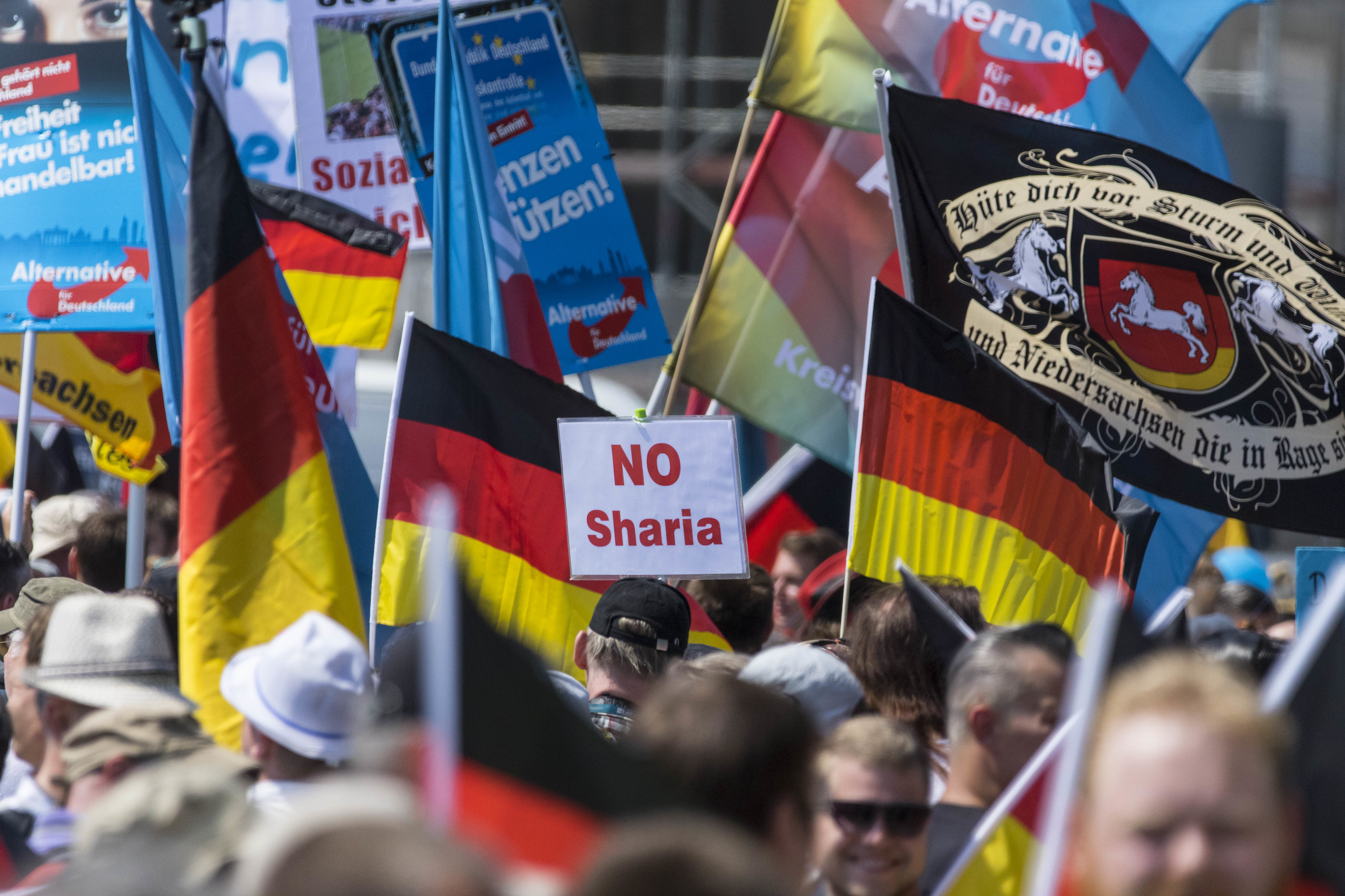 A német bíróság szerint tényleges veszélyt jelenthet a szélsőjobboldali AfD, jogszerűen lehet megfigyelni a tagjait
