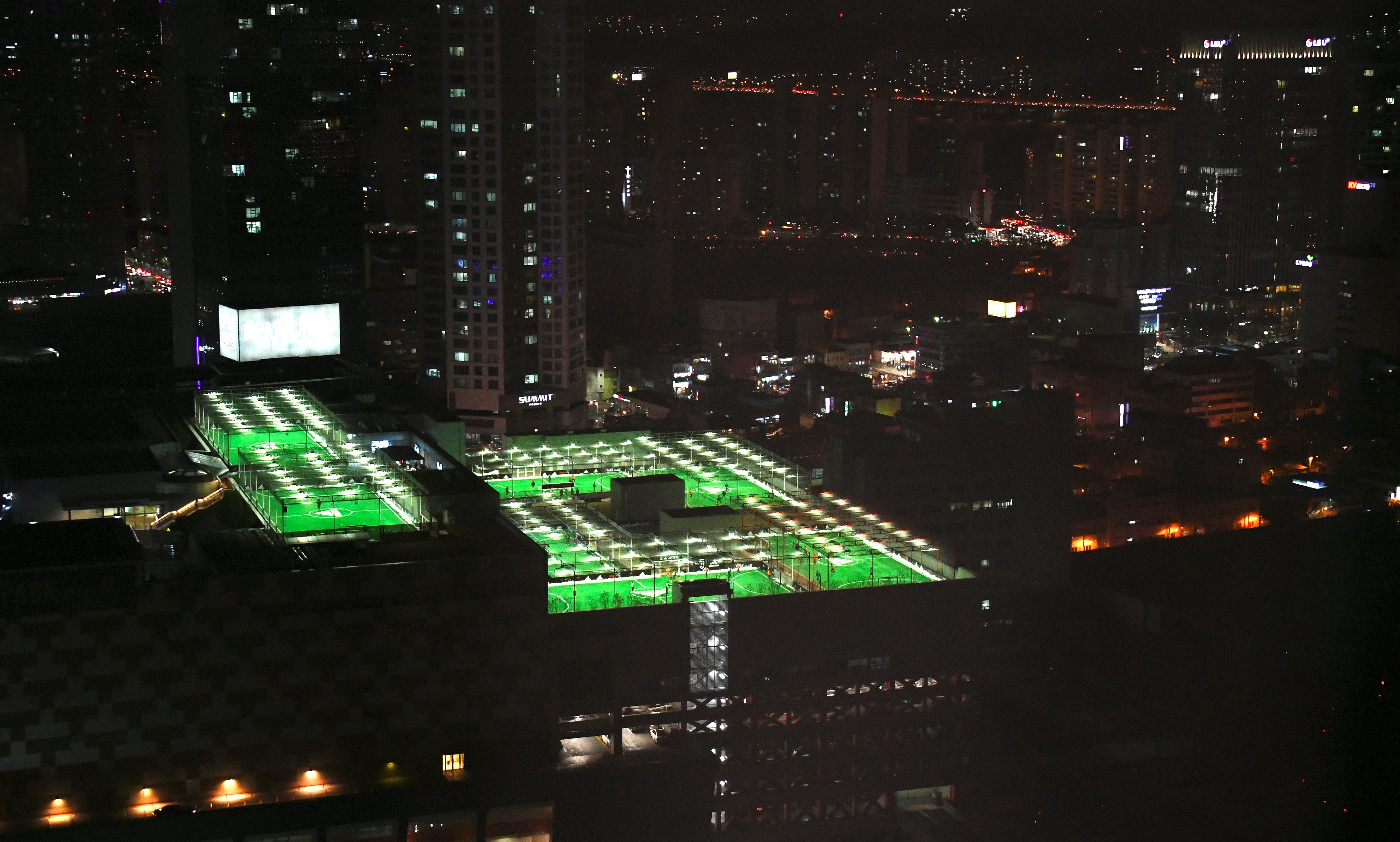 This picture taken on December 16, 2017 shows 7 futsal fields on the rooftop of a 9-storey shopping mall in Seoul.