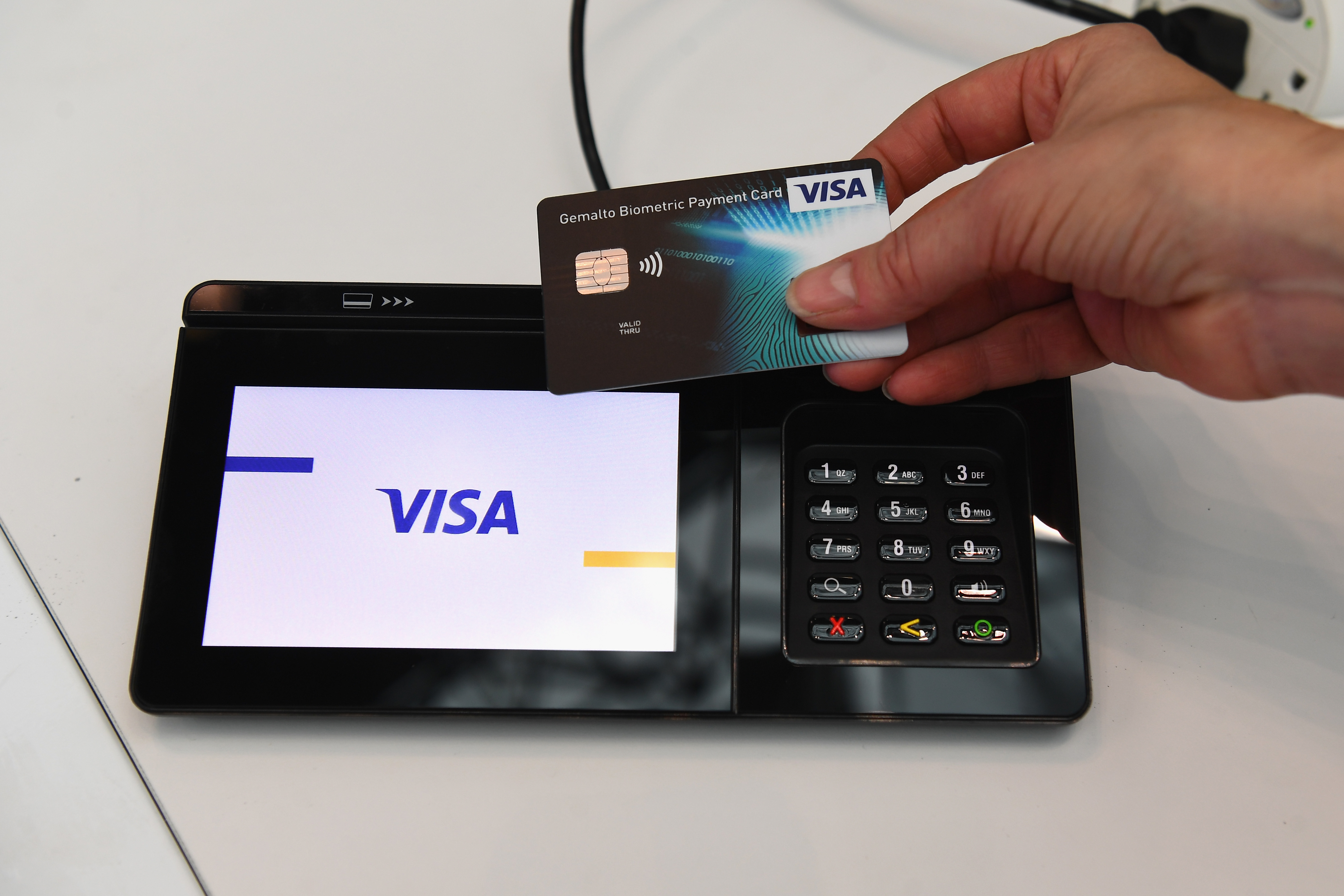Összeomlott a Visa rendszere, több európai országban nem lehetett kártyával fizetni