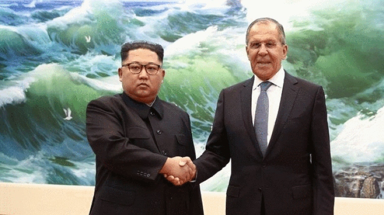Az orosz közmédia mosolyt varázsolt Kim Dzsongun arcára, csak sajnos photoshoppal
