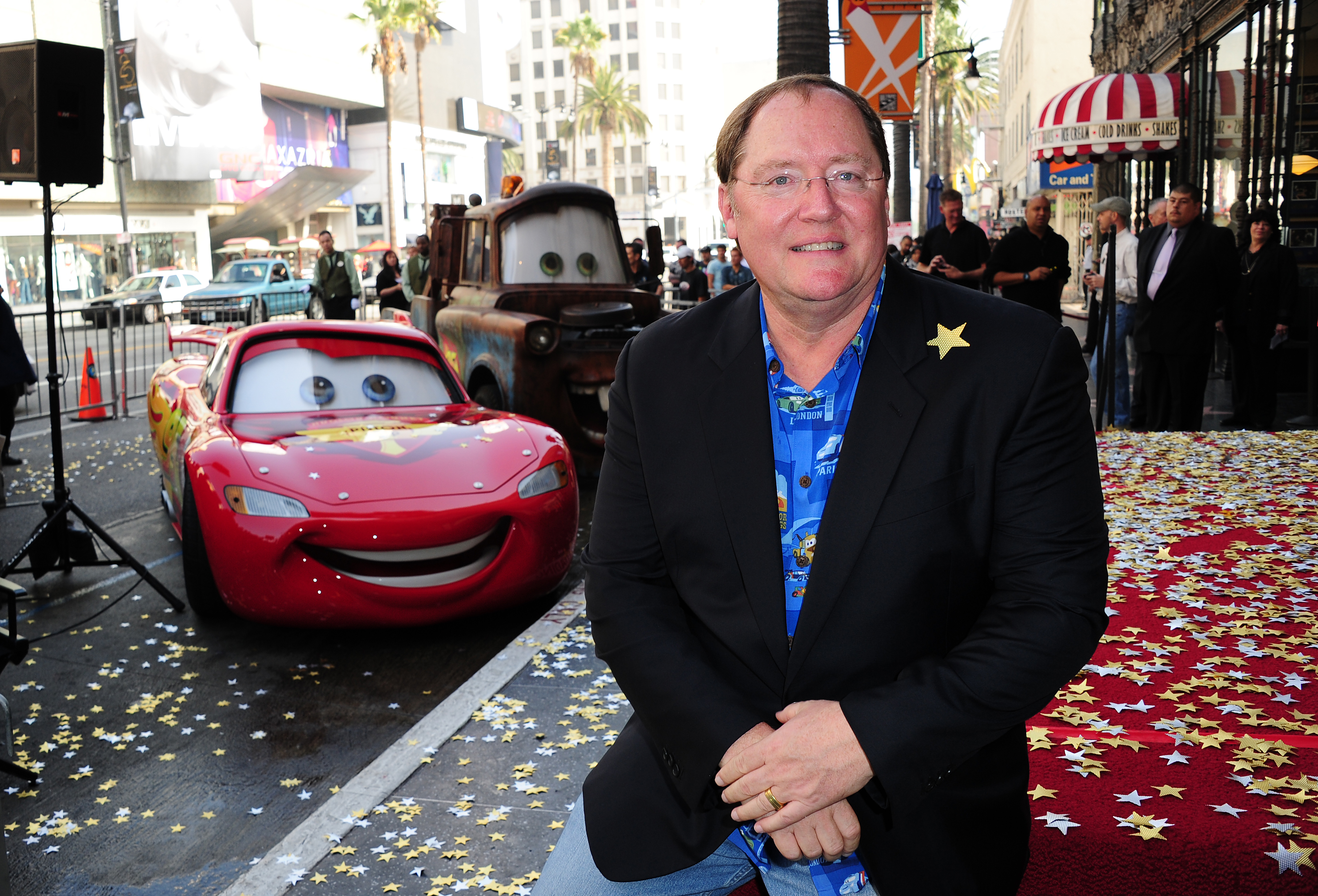 John Lasseternek meg lett bocsátva, hogy nőket zaklatott