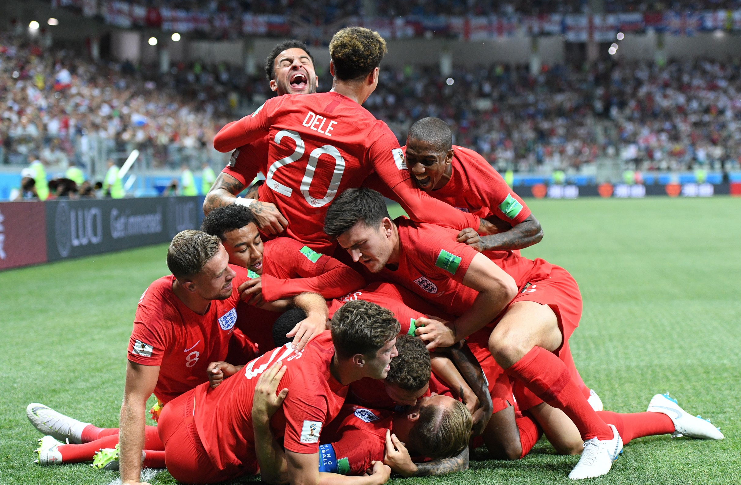 Anglia egy utolsó pillanatban fejelt góllal kerekedett felül Tunézián
