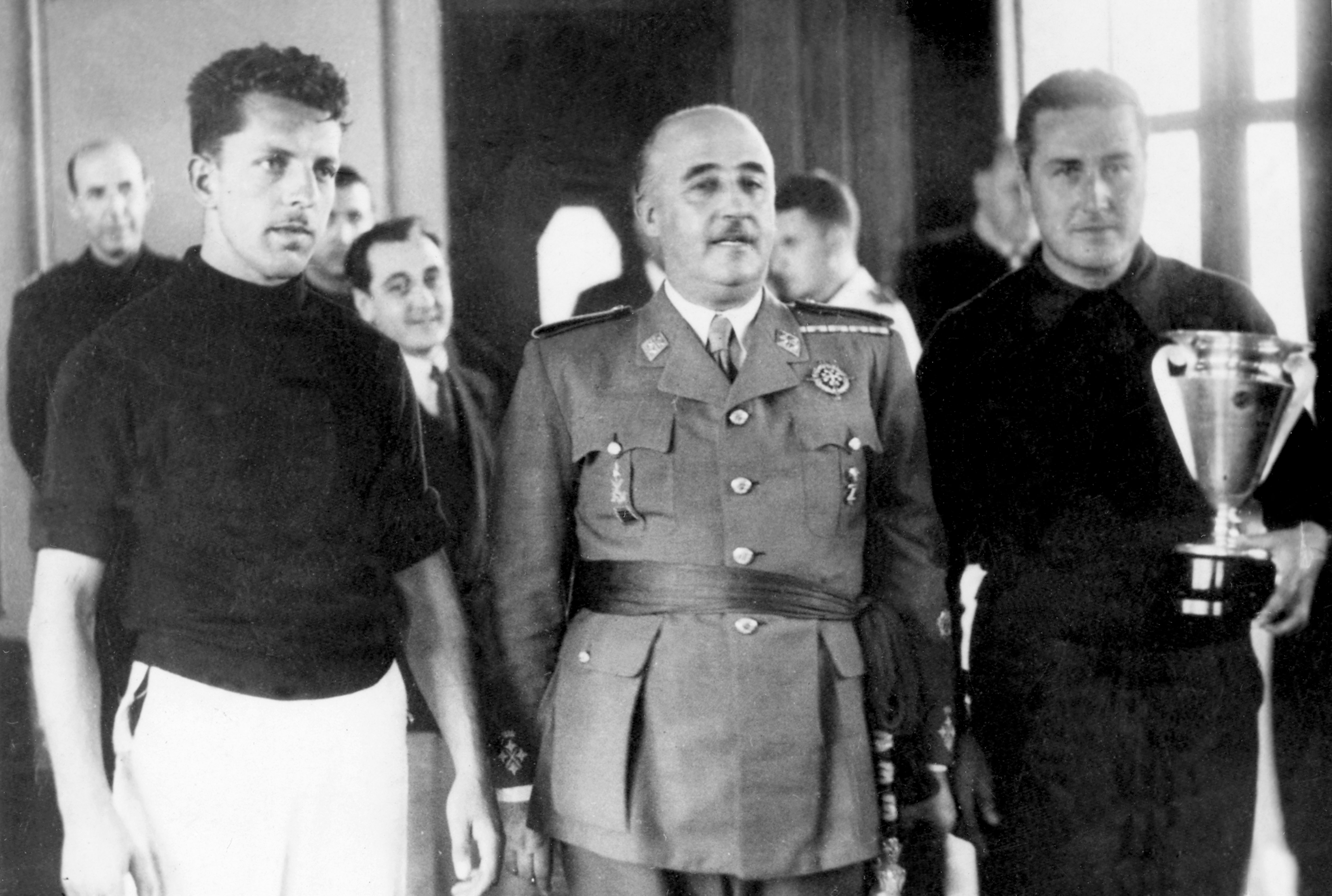 Hónapokon belül elszállítják Franco tábornok földi maradványait