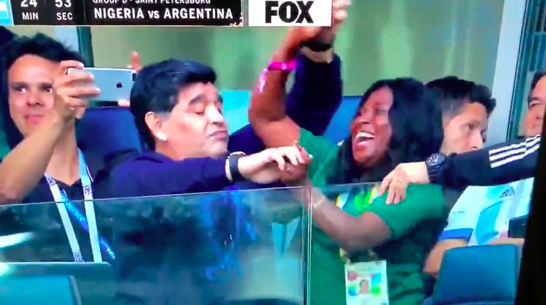 Argentína az életéért játszik, de Maradona nem tűnik idegesnek