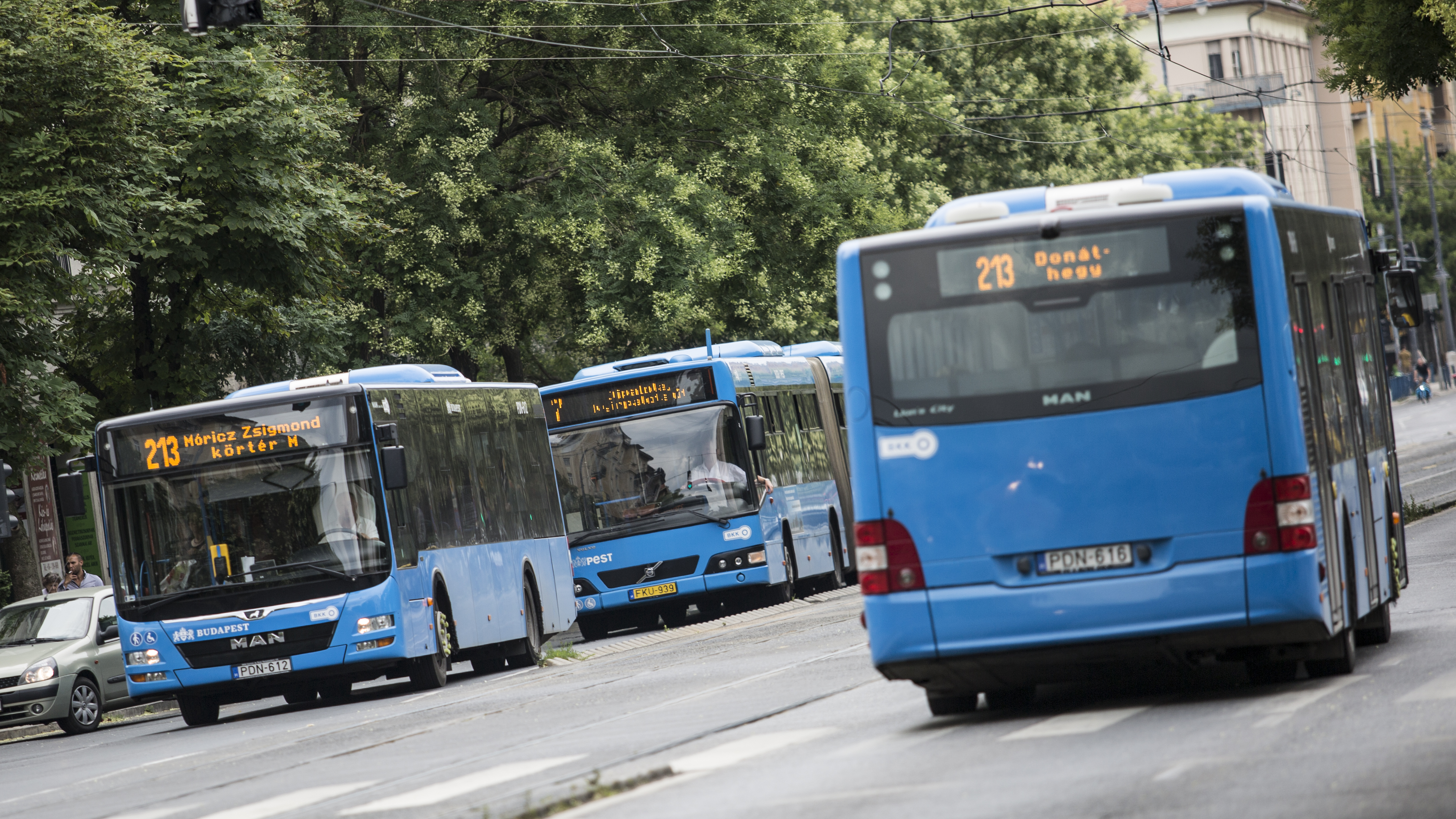 Főváros: A buszokról szóló támogatási szerződés megkötése folyamatban van
