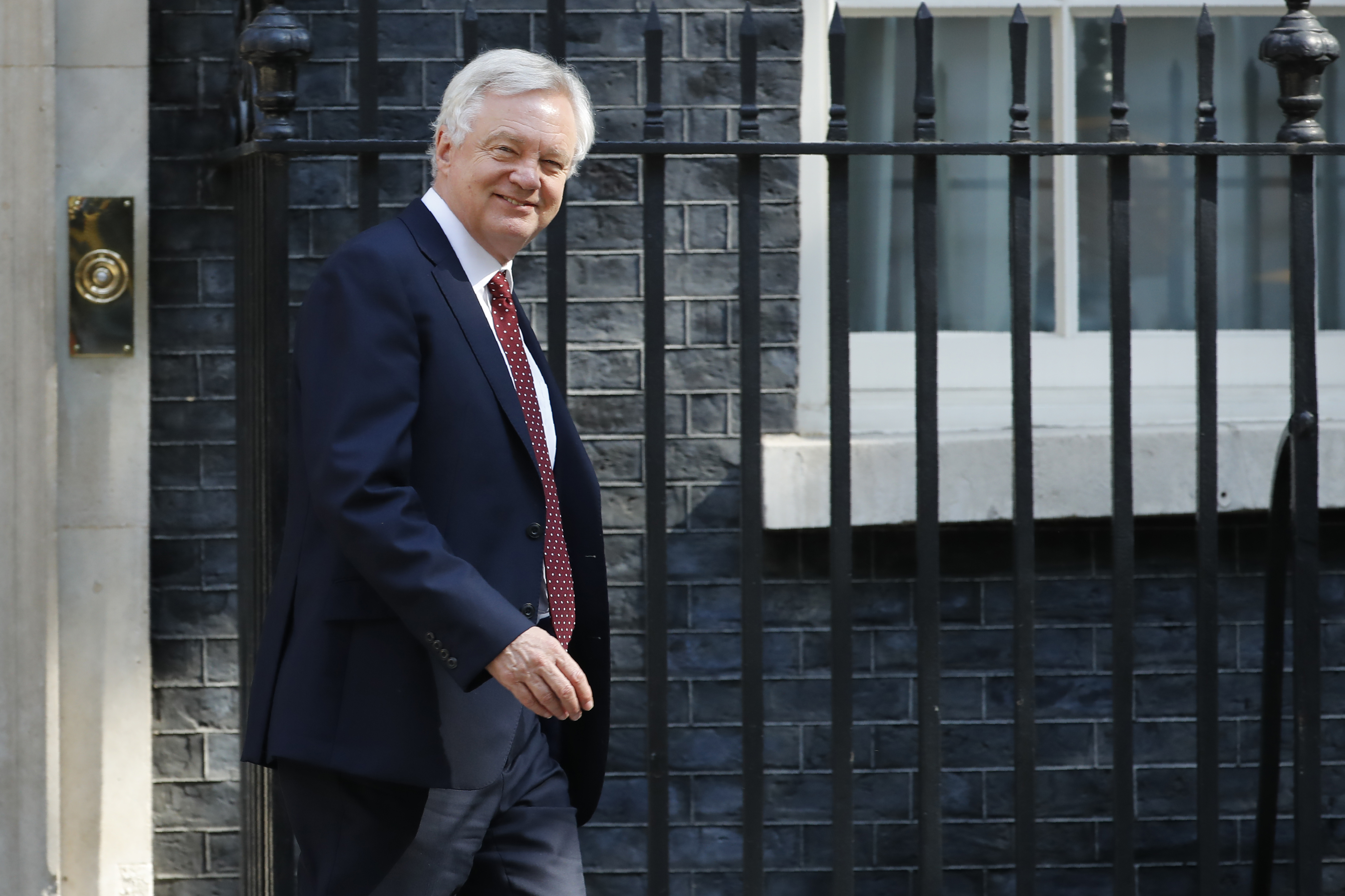 Lemondott a brit Brexit-ügyi miniszter