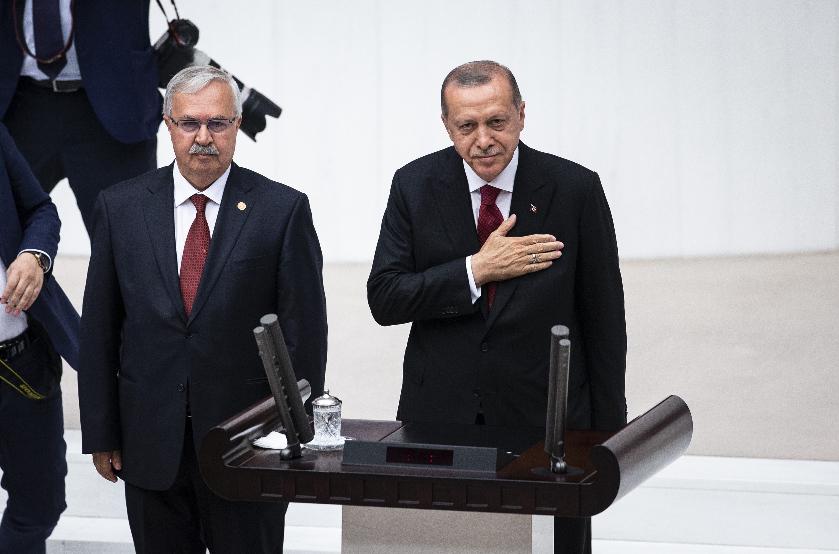 Erdogan letette az esküt, életbe lépett az elnöki rendszer Törökországban 