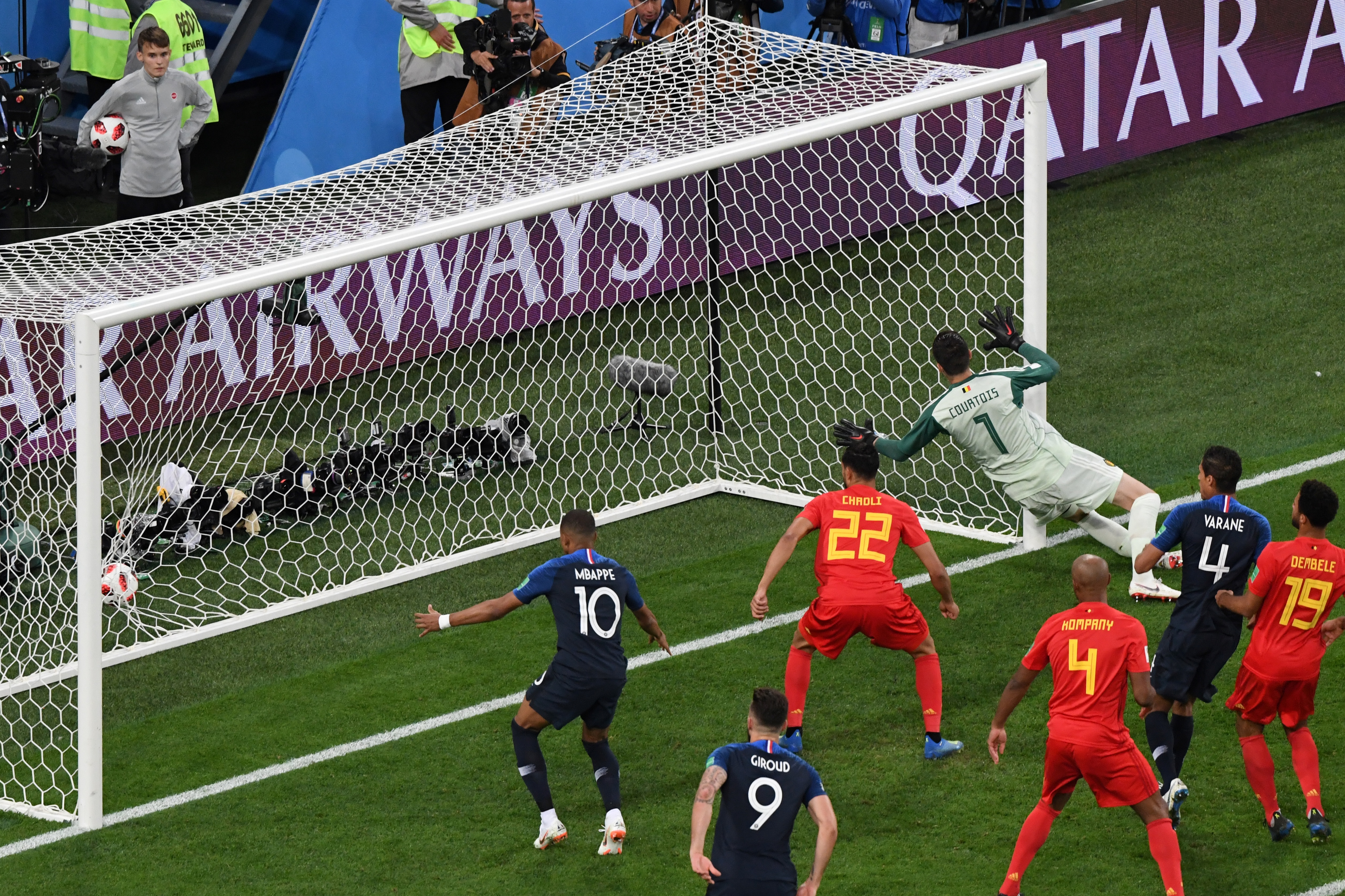 Vezetnek a franciák Belgium ellen az elődöntőben