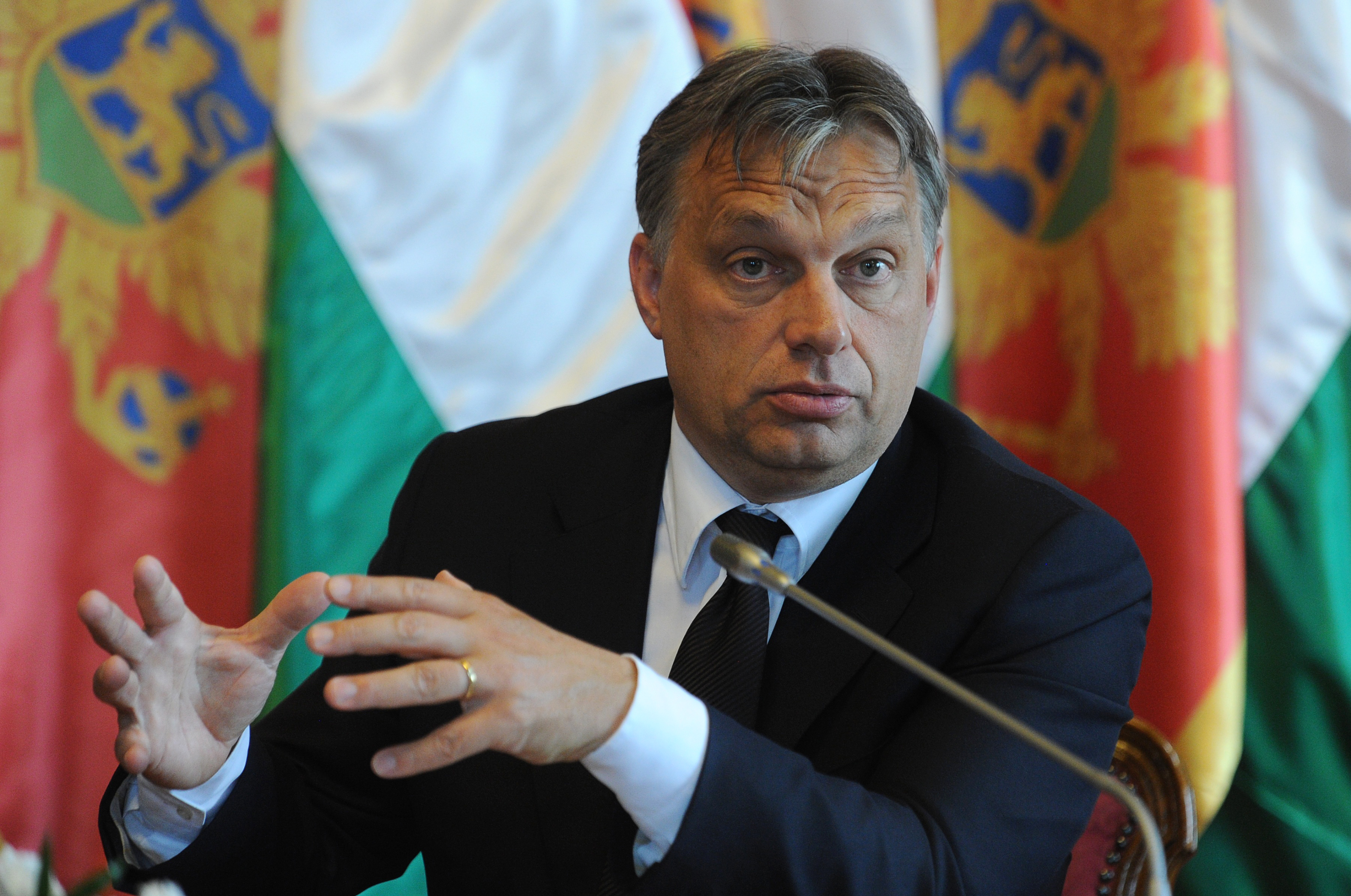 Orbán Viktor Podgoricában vacsorázik