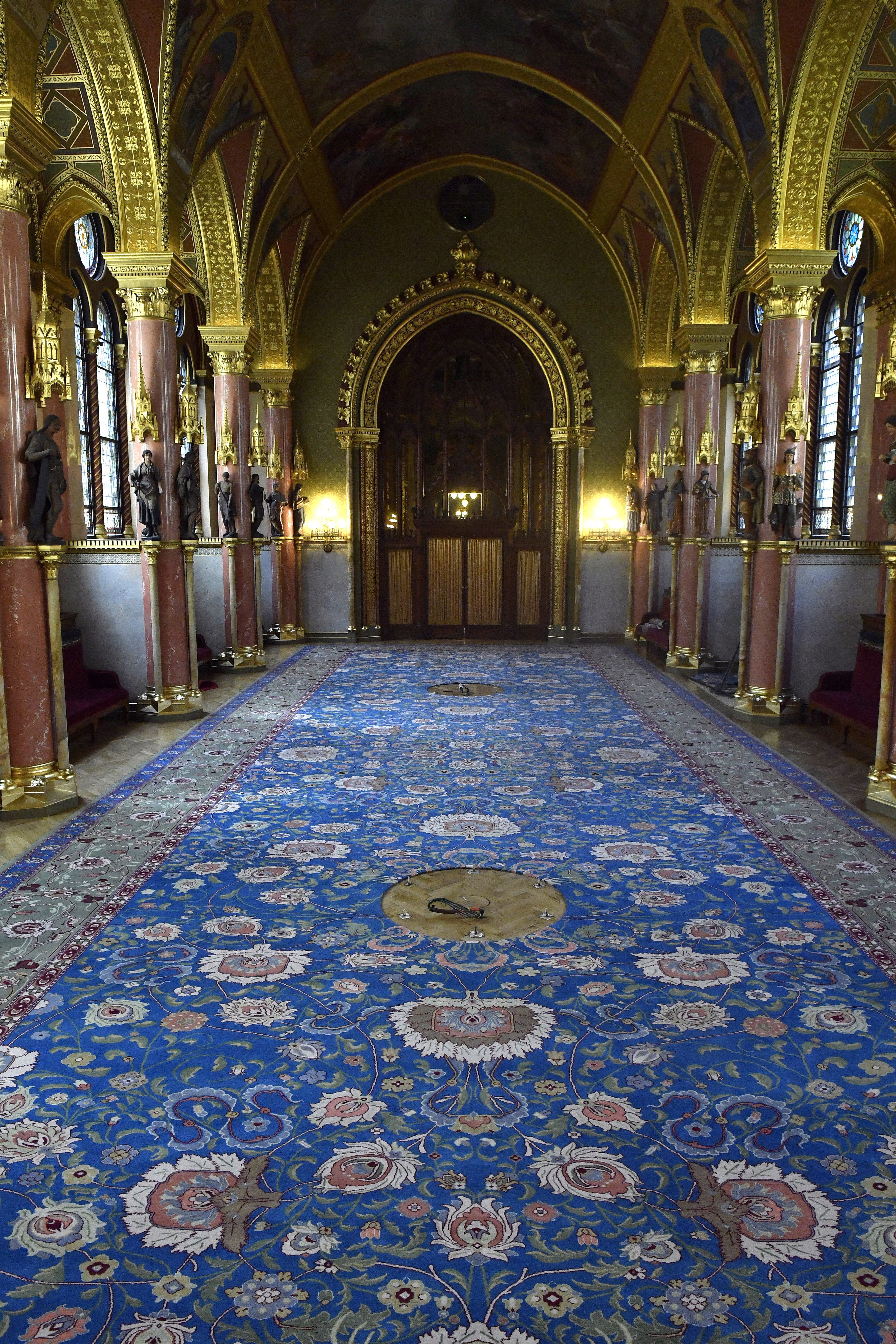 Láttál már olyan szőnyeget, amely 54 millió forintba kerül?