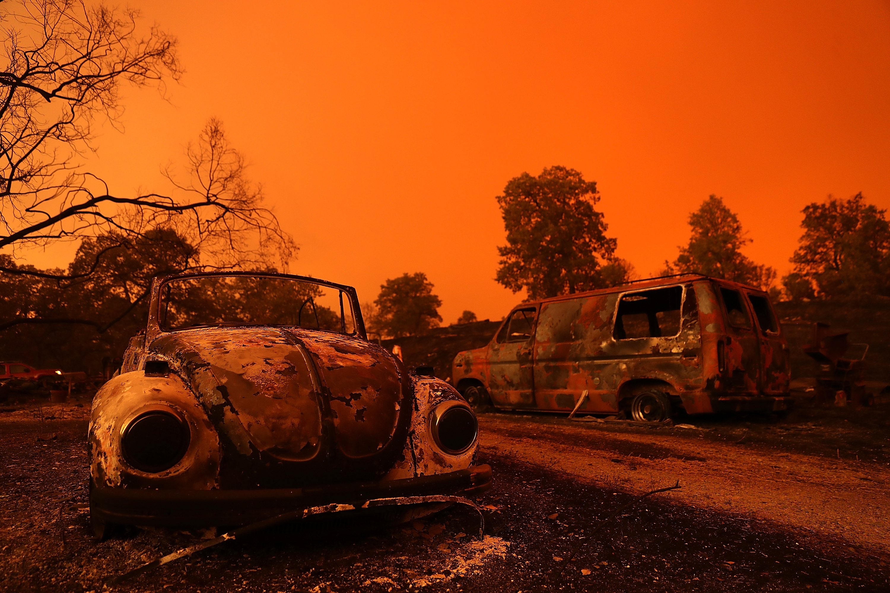 Mad Max-vidékké változtatták Kaliforniát a tomboló tűztornádók