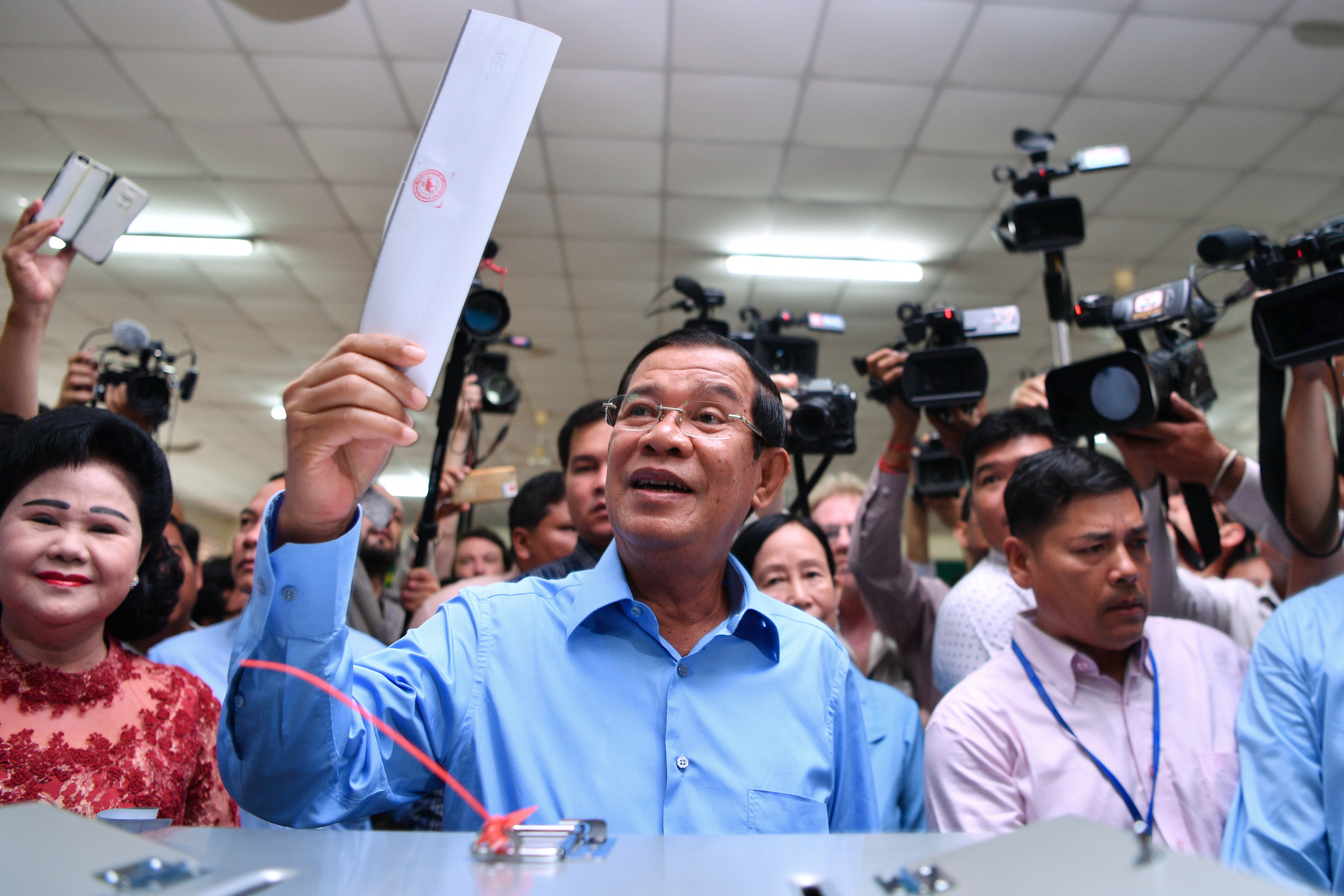 Az összes mandátumot a kormánypárt nyerte el a kambodzsai választáson