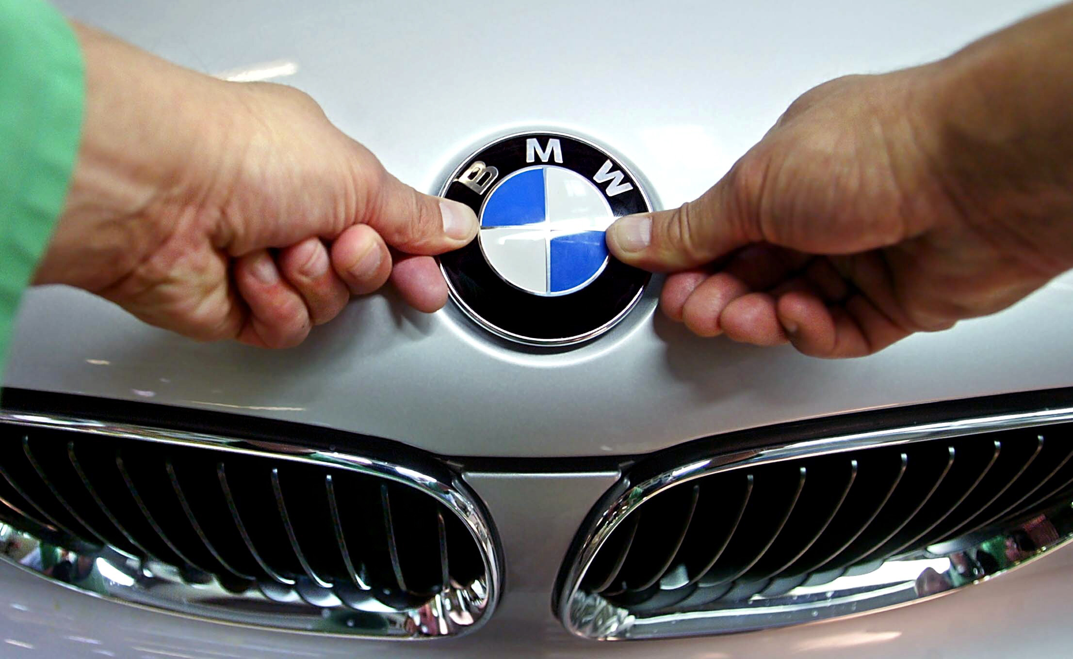 A BMW havi 18 dollárért árul ülésfűtést az autóihoz